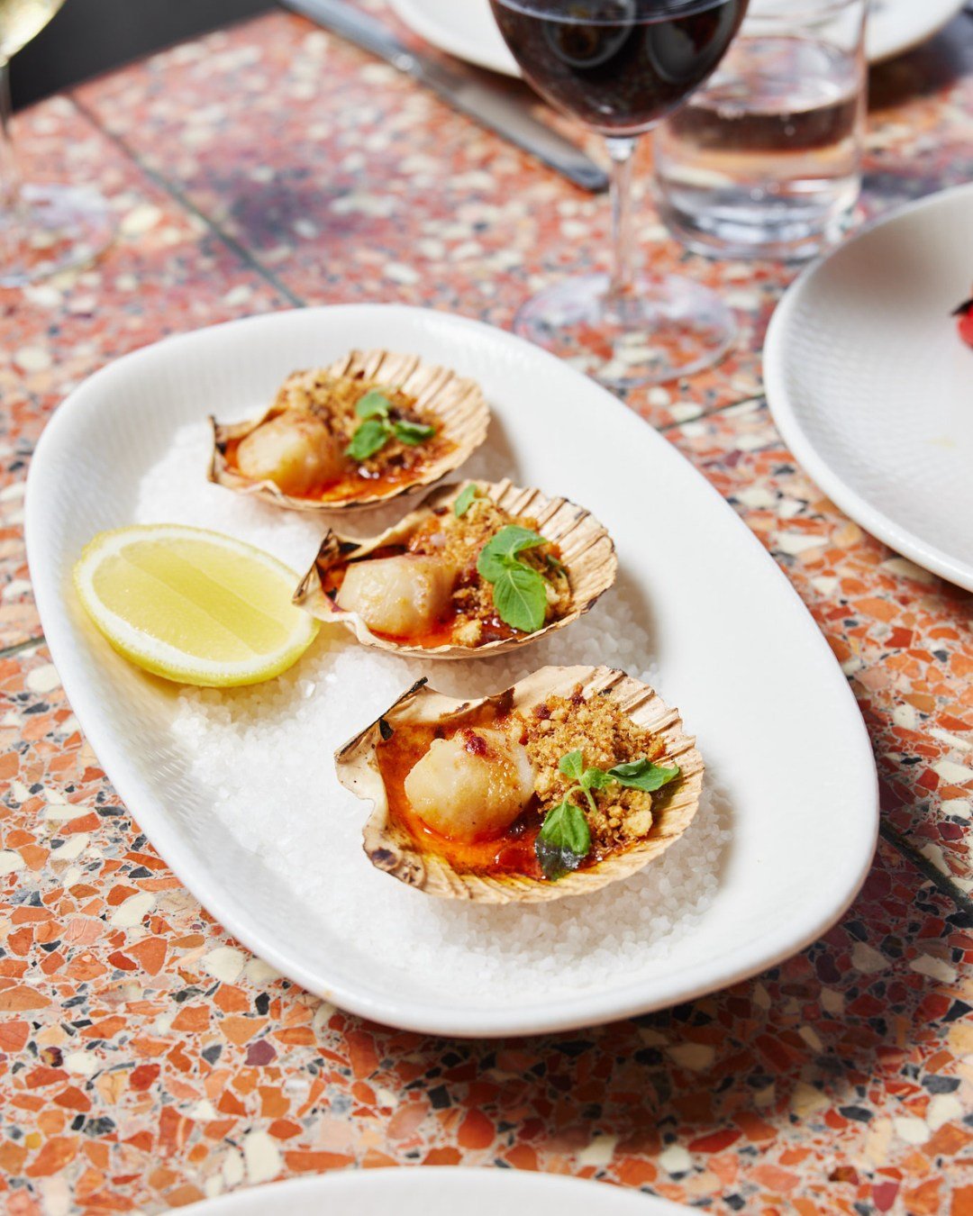 The perfect way to start! Scallops topped with prosciutto crumb and nduja butter. 

www.massimorestaurant.com.au/bookings for reservations or call us on (07) 3221 1663

123 Eagle St, Brisbane City QLD 4000

#Italian #MassimoRestaurant #thisisbrisbane