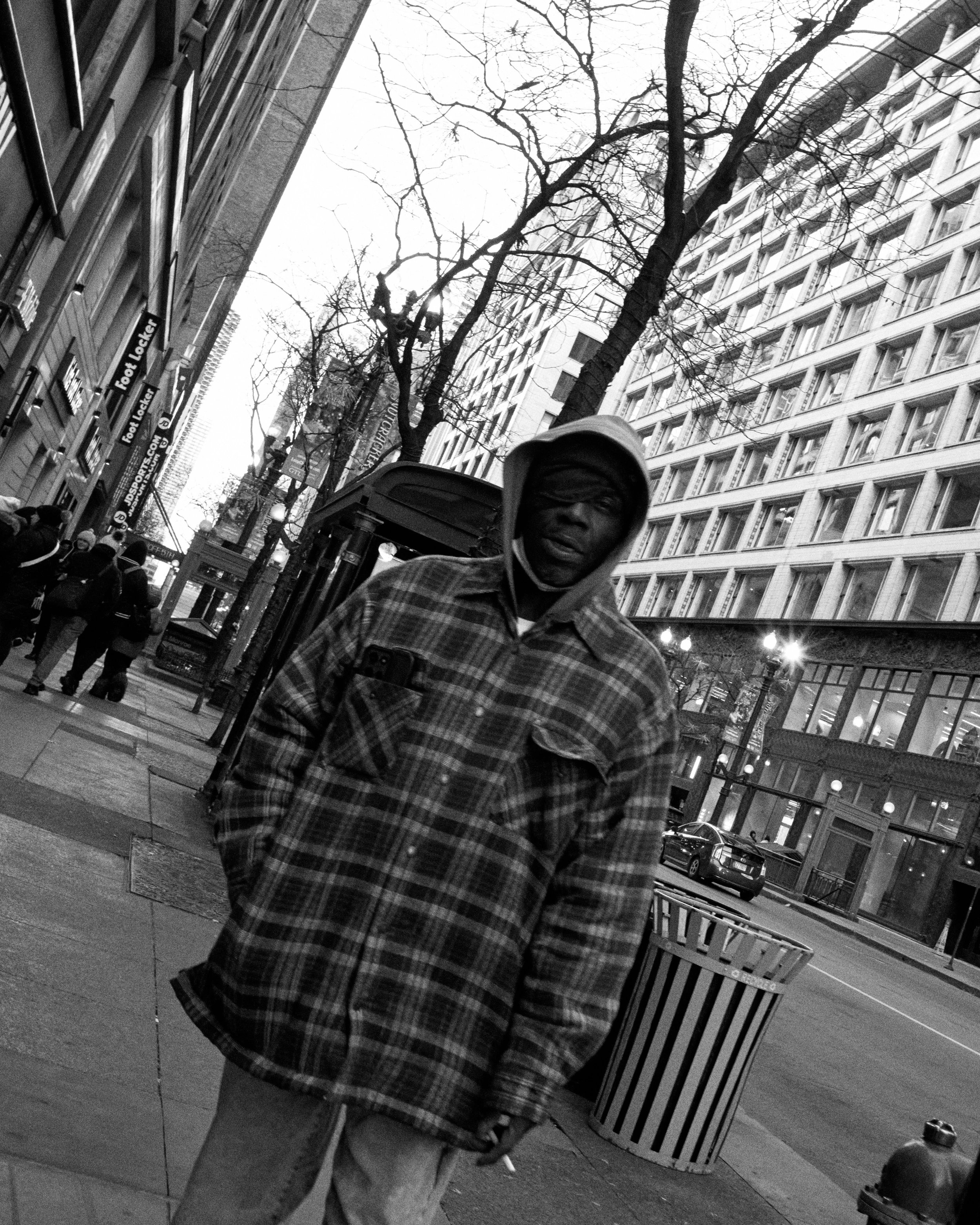 20251216-StreetPhotographyChicago-4.jpg