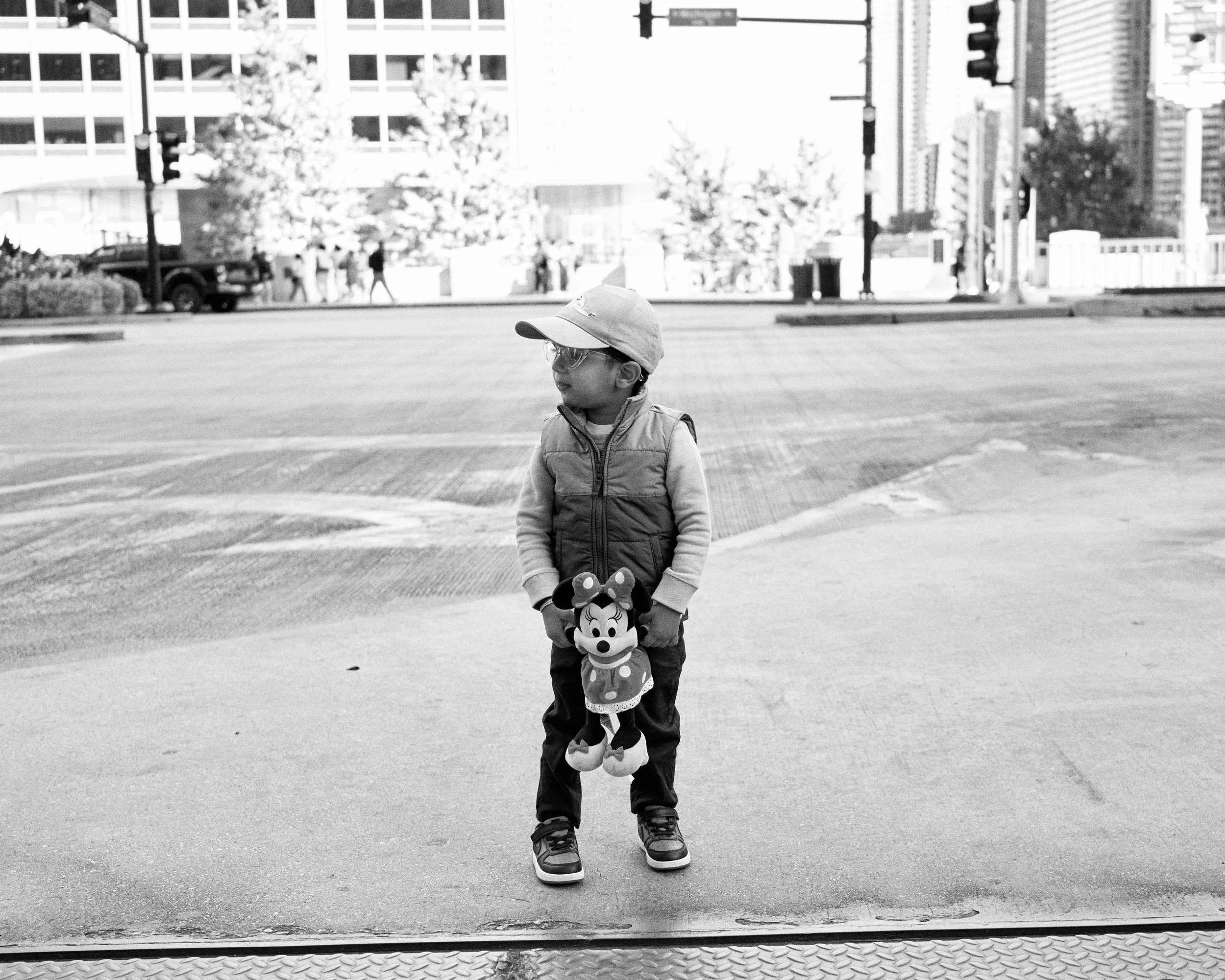 20250905StreetPhotographyRiverwalk,MichiganAveChicago-3.jpg