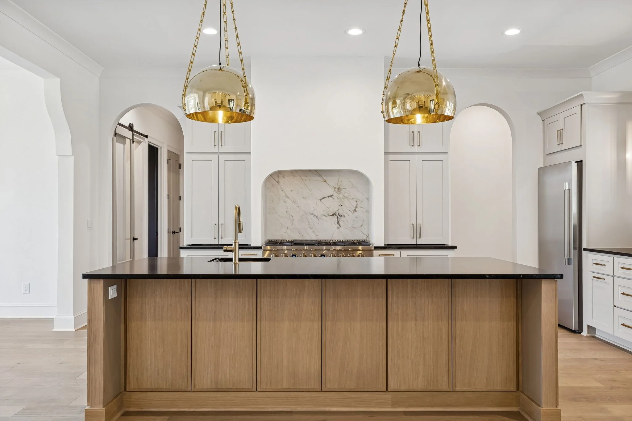 12-6752 Cross Keys Rd - 012.jpg