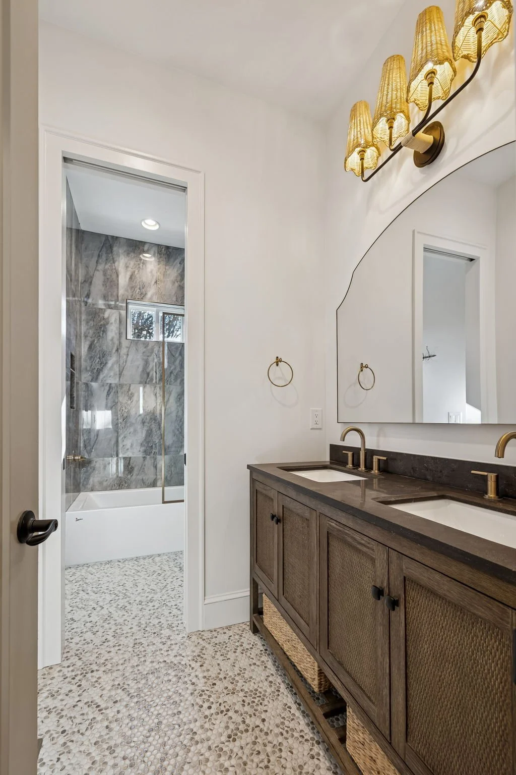 53-6752 Cross Keys Rd - 053.jpg