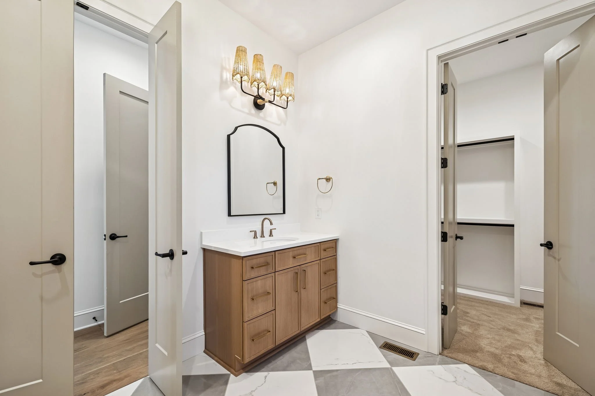 90-6752 Cross Keys Rd - 090.jpg