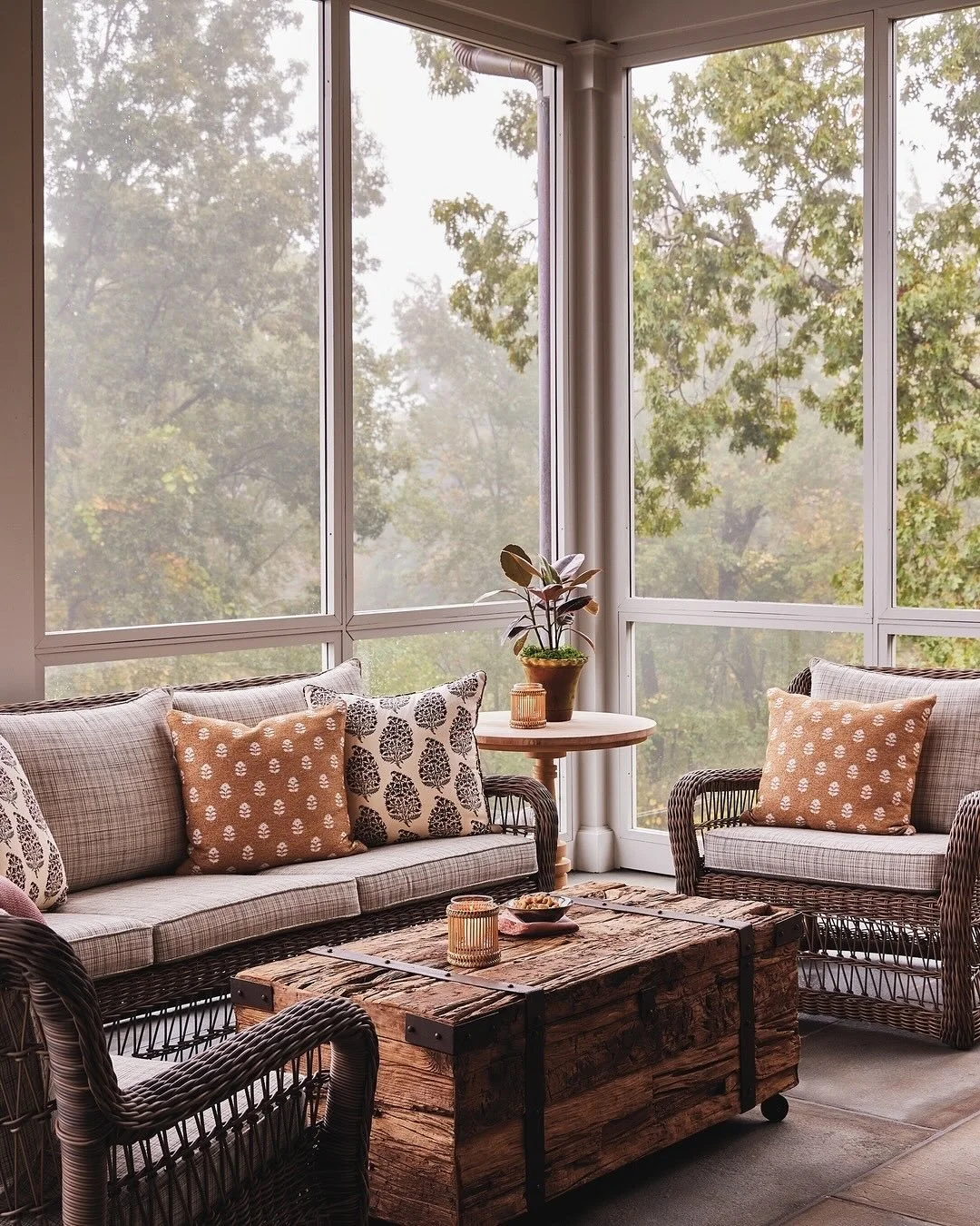 Our #LakeWaramaug project being a lakehouse, it was important to us that the indoor / outdoor spaces become rooms our clients can easily and comfortably lounge in with no fuss throughout summer and into the late fall (there are heat lamps installed i