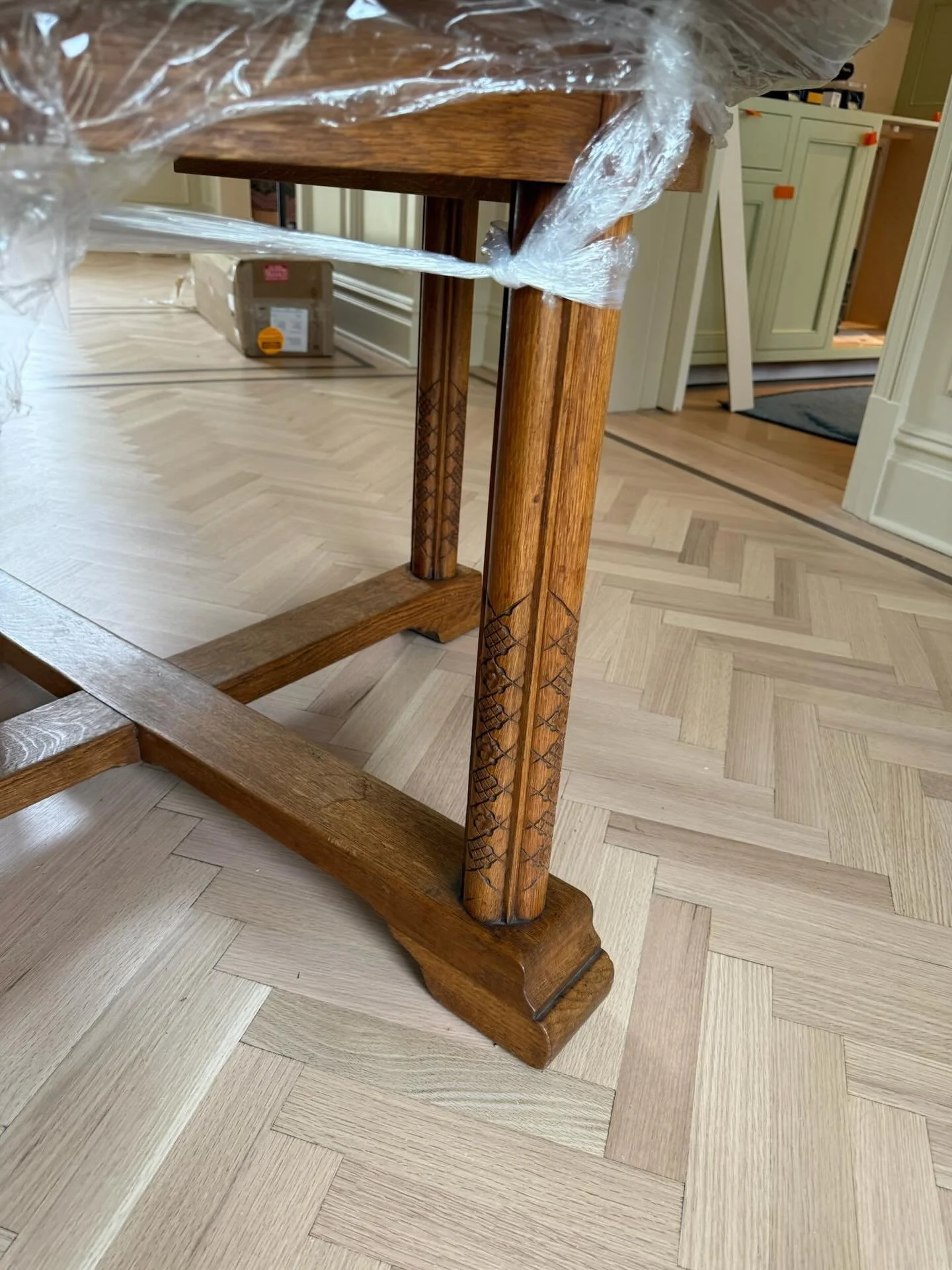 We love a special delivery. This 1940s hand-carved center table we sourced for our clients at our #Scarsdale project and came all the way from Amsterdam for the entry foyer. It was made by Anton Fortuin who designed and manufactured it for his own ho