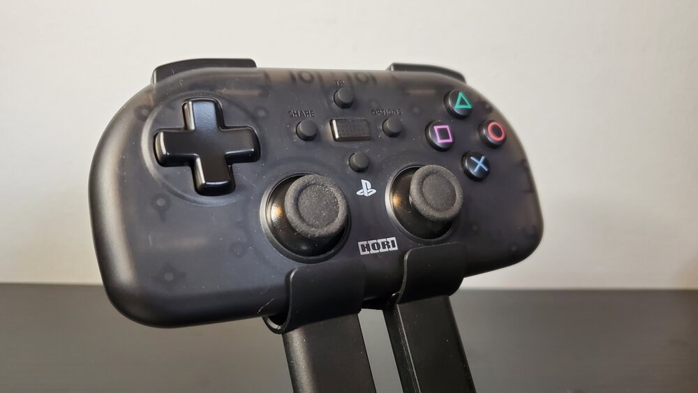 Review] Hori Light Wireless for 4 (PS4) — Game Controller