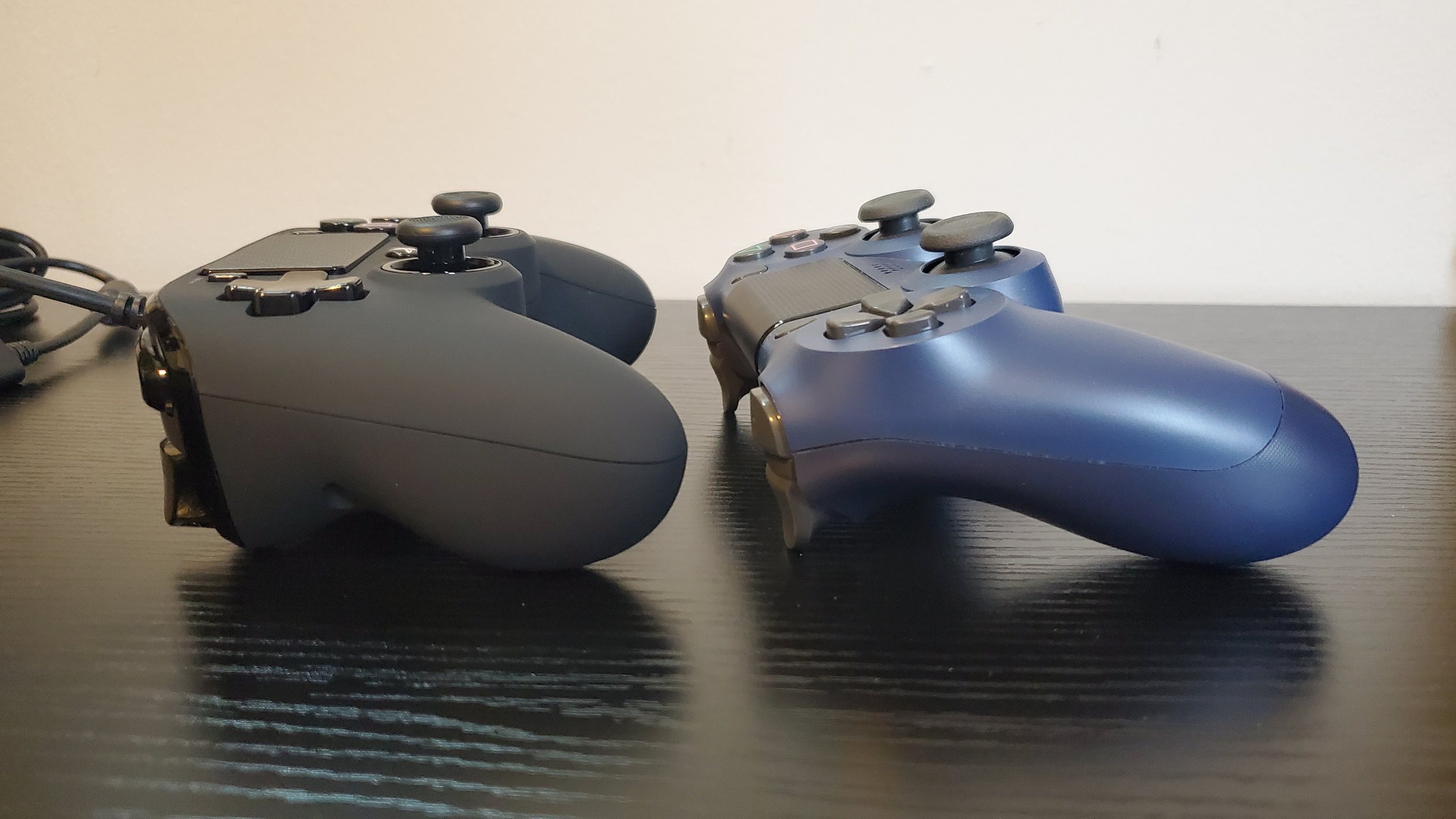 Review] NACON Wired Compact Controller for PS4/5 and PC — Game Controller  Reviews