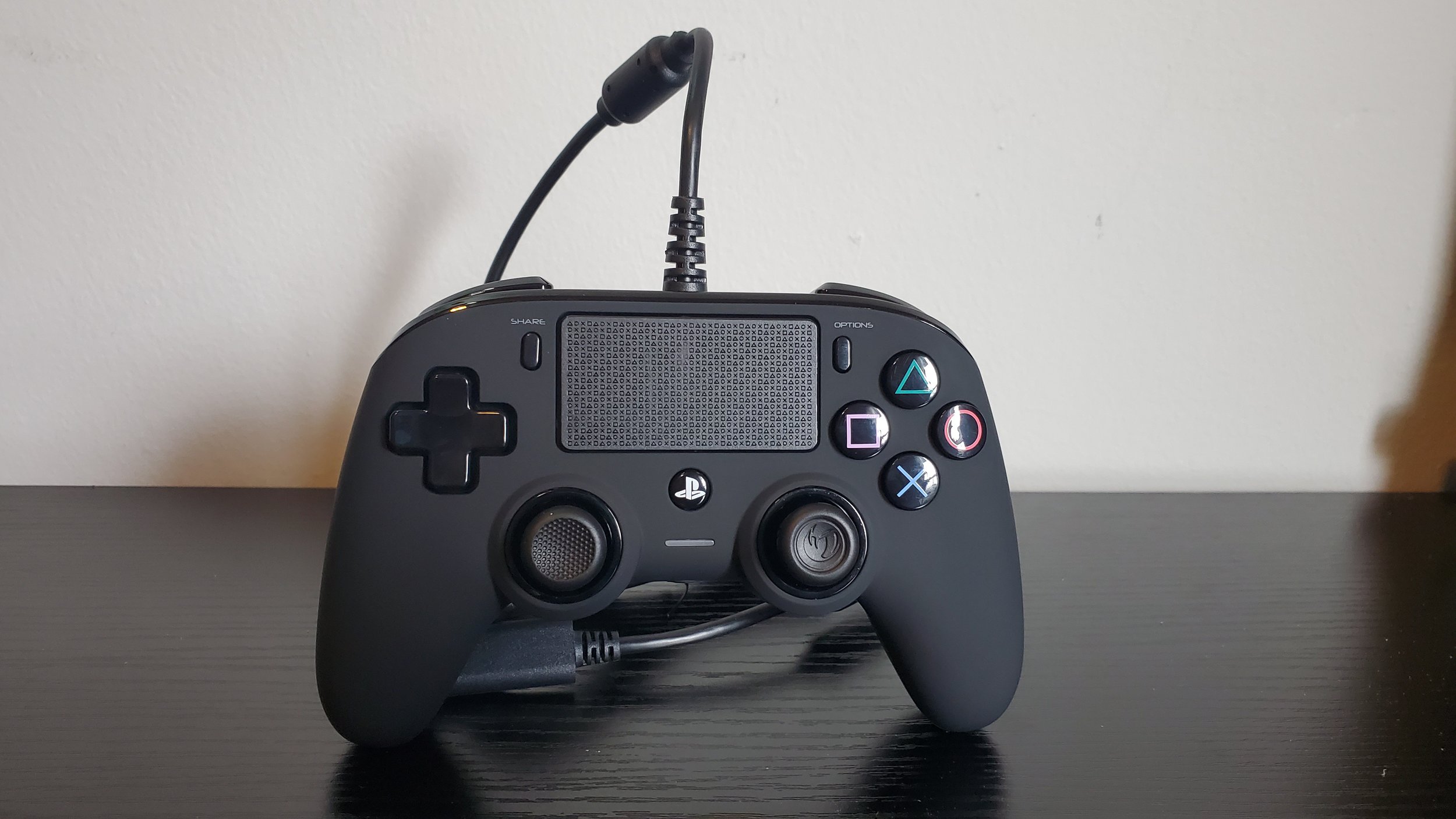 Review] NACON Wired Compact Controller for PS4/5 and PC — Game Controller  Reviews