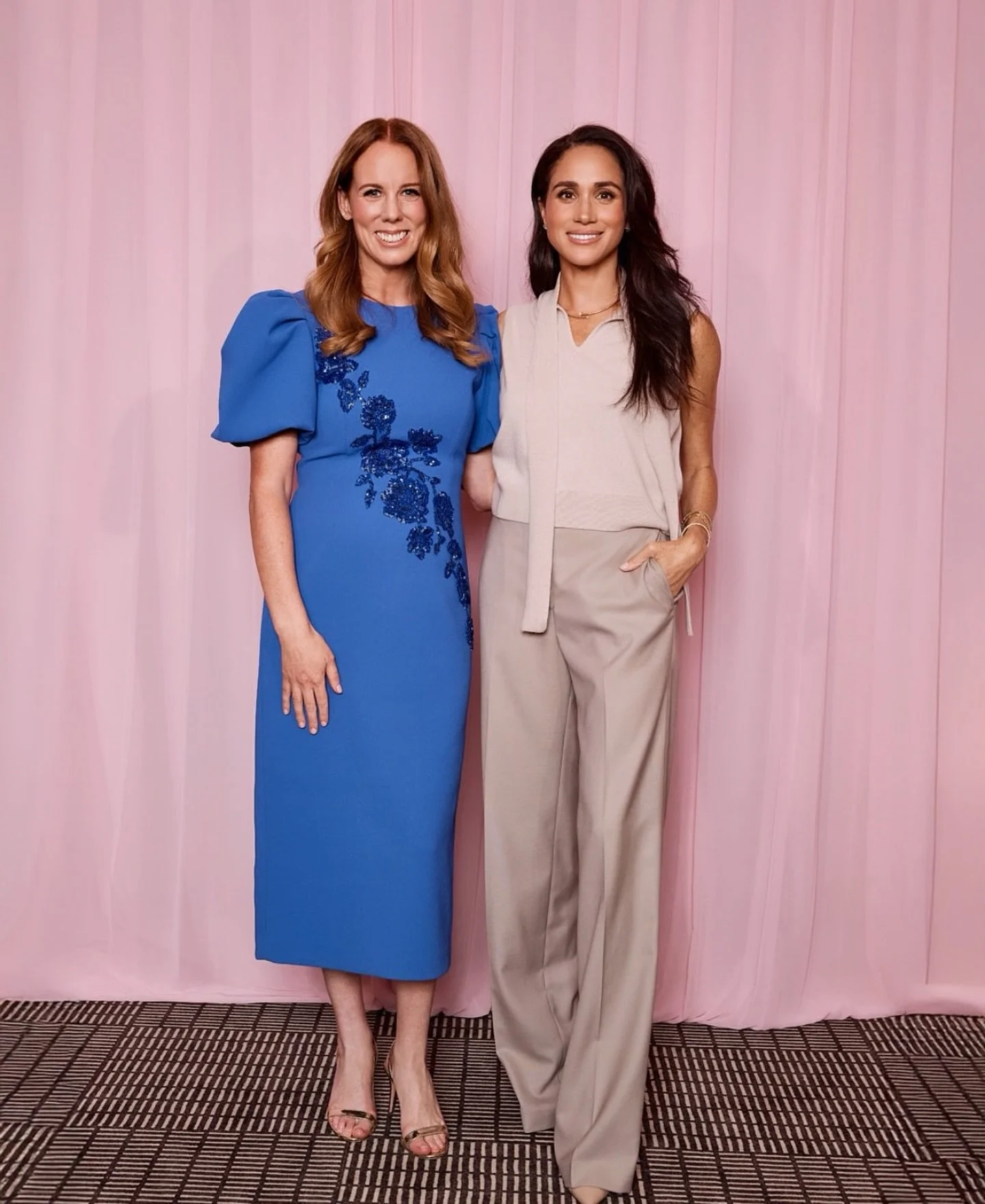 Make up by @lizkelshmakeup for @Meghan, Duchess of Sussex, at the recent @herbestlifepod retreat 💙. #22mgmt