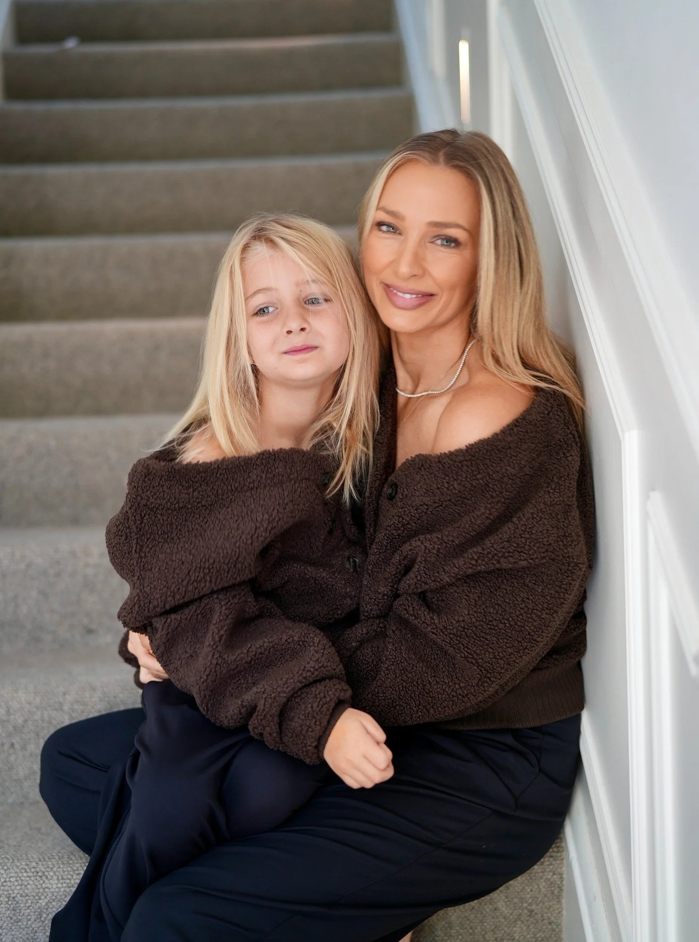 @annaheinrich1 and her mini me wearing @lornajaneactive ❤️ #22mgmt