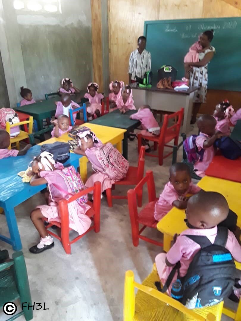 Les enfants en classe à Petite-Rivière-de-l'Artibonite