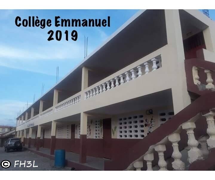 Nouvelle école terminée en 2019 Collège Emmanuel avec 16 classes