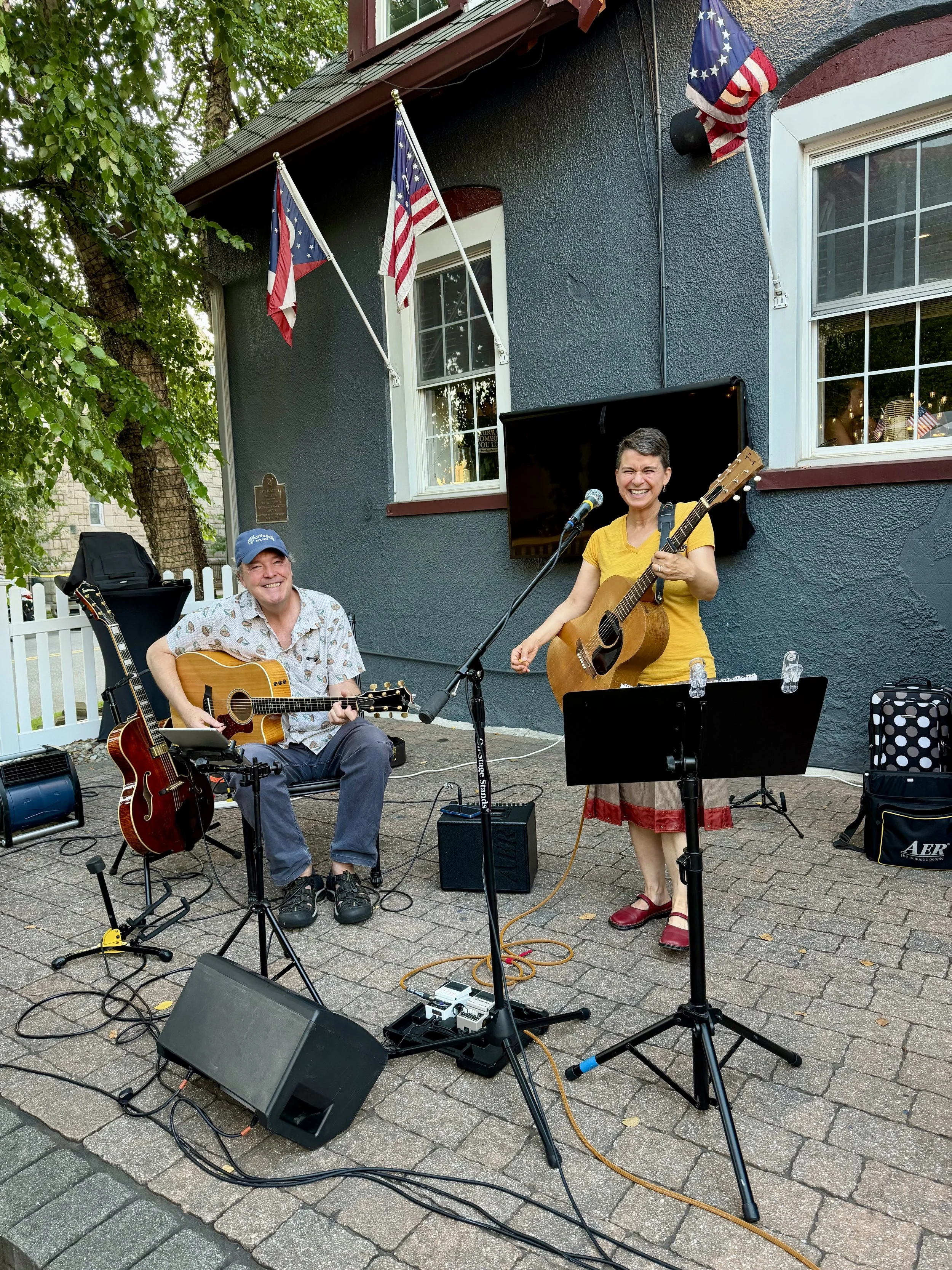 Jessica Owens &amp; Paul Byrne 
