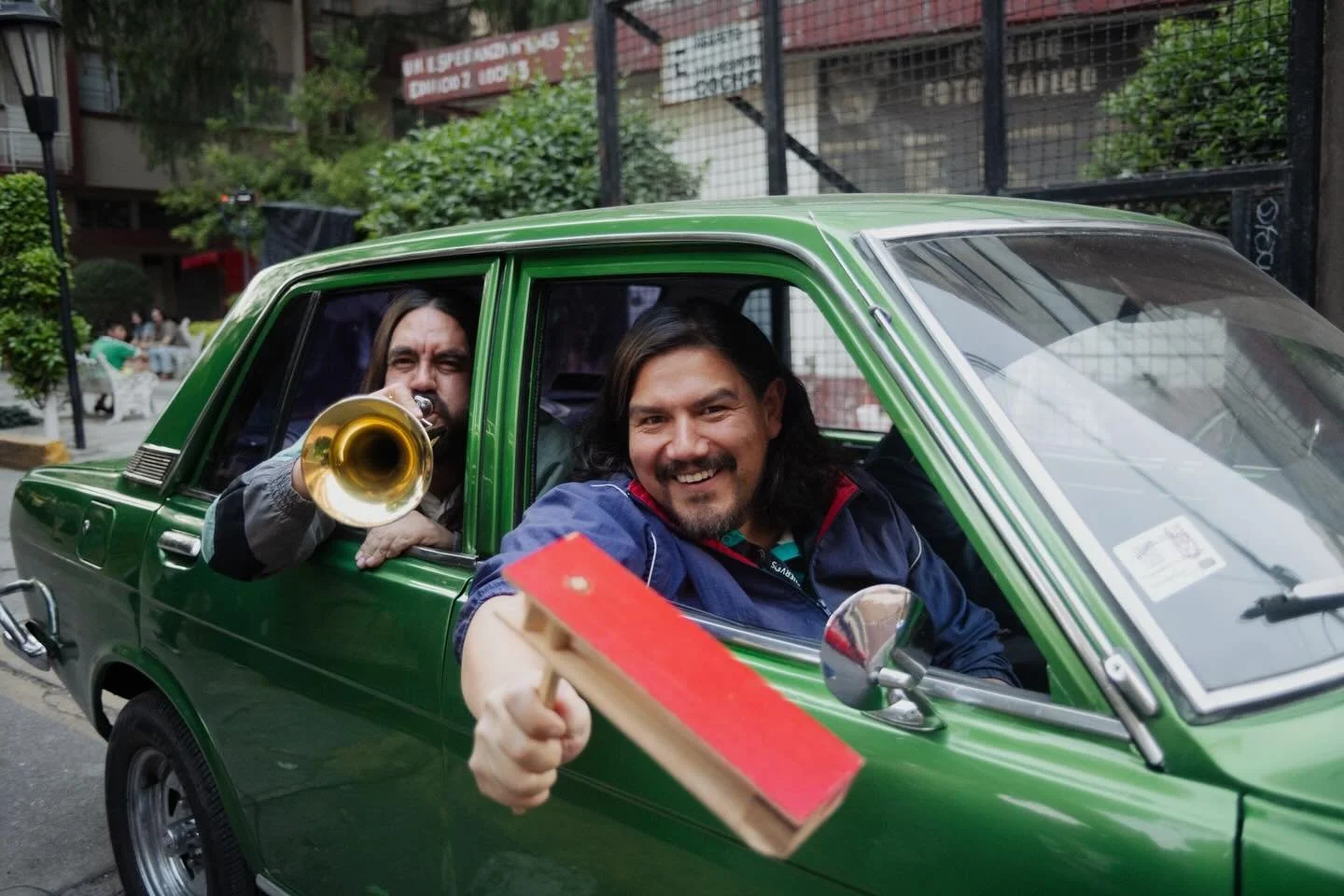 Making short films is hard. It took over two years from the moment @ximpri and I finished writing &ldquo;Contesta&rdquo; to watch the camera roll the first day on set. It wouldn&rsquo;t have been possible without an immense amount of support from peo