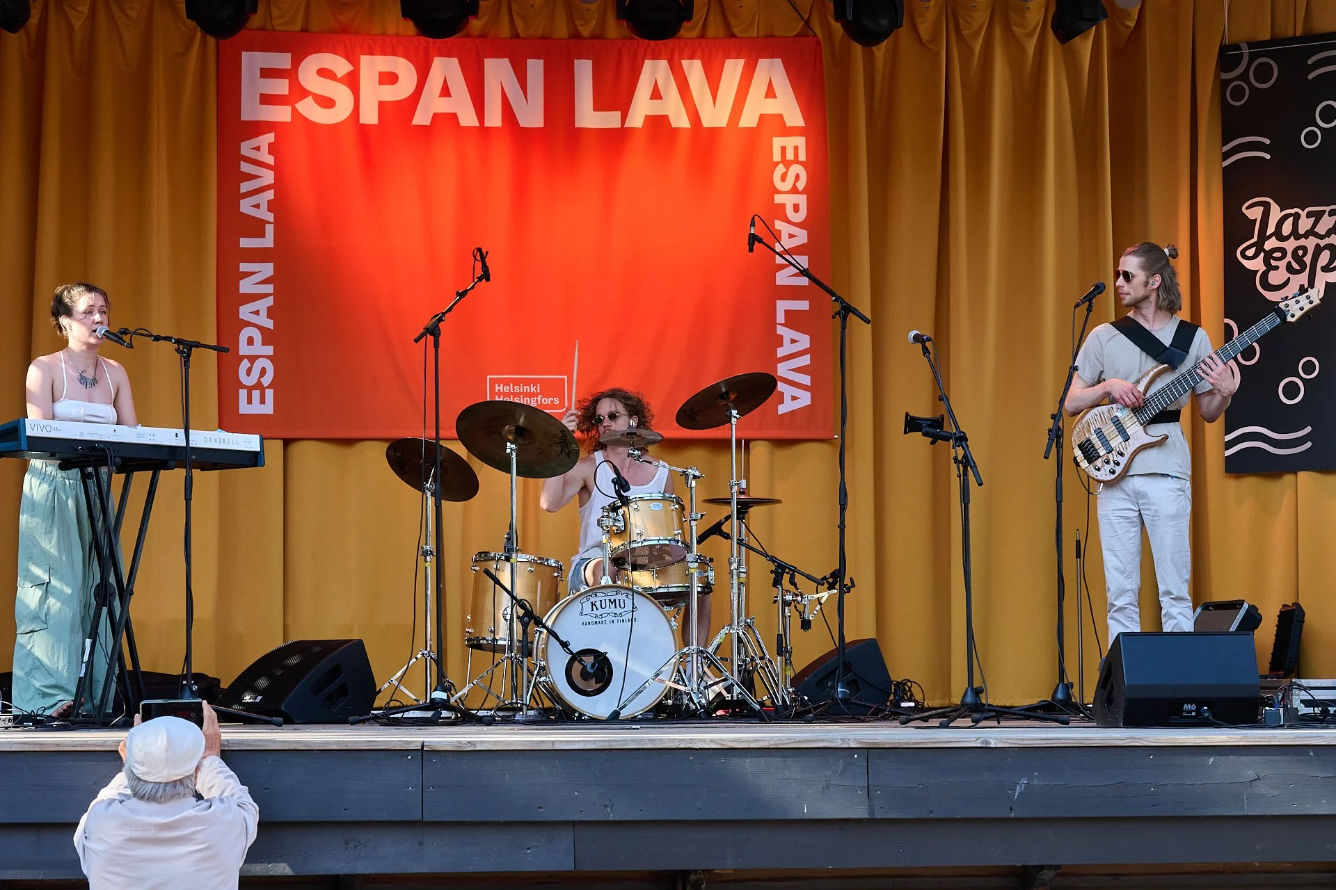 Avajaispäivänä 28.7. esiintyi Maja Mannila Trio, kuva: Sakari Puhakka
