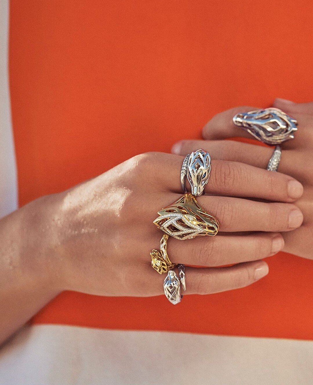 Wherever you go becomes a part of you. Discover the new season of Naga Dragon Rings by @johnhardyjewelry #JOHNHARDY #jewellery #Munich #johnhardyjewellery