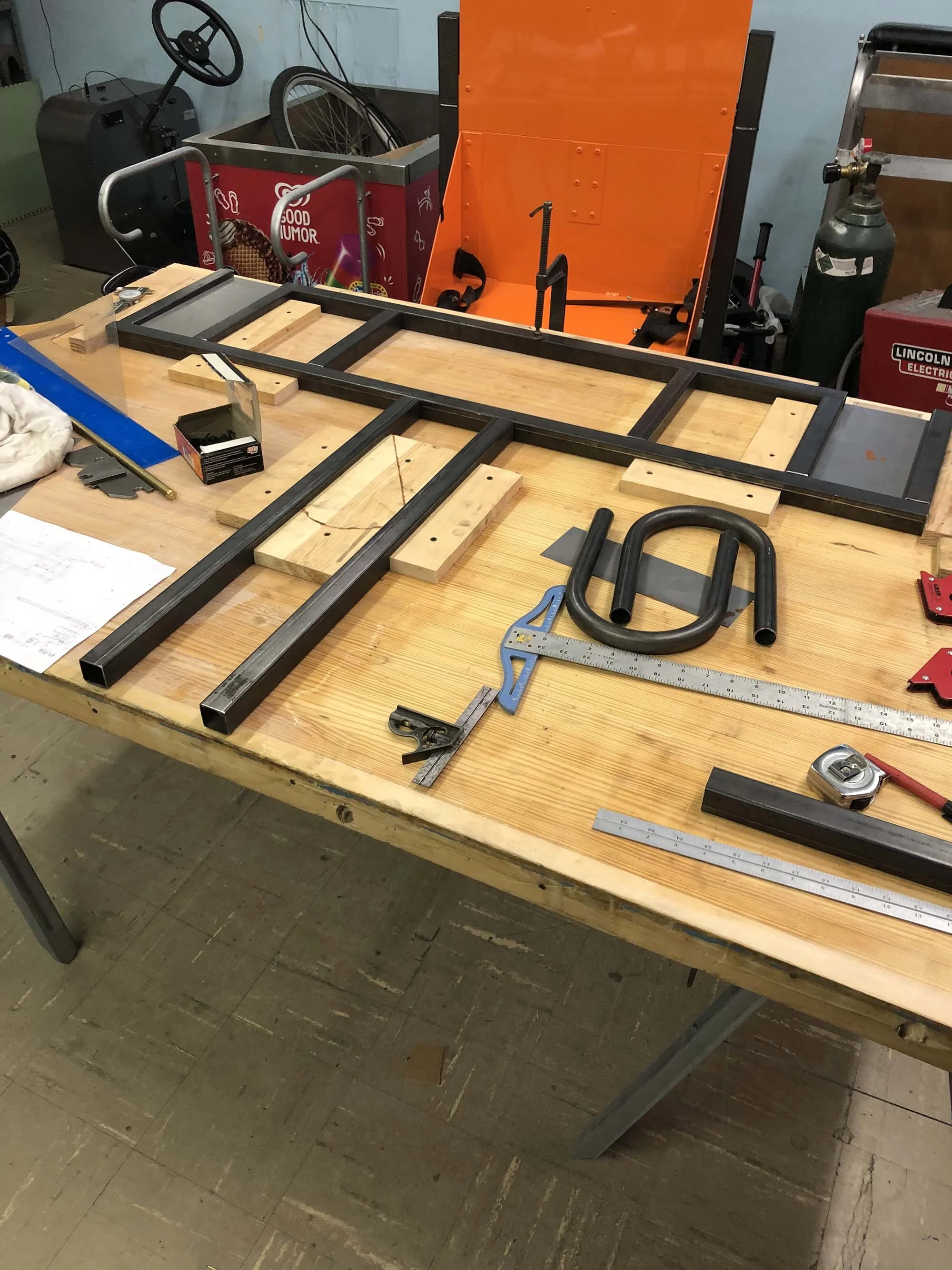 arm_push_chassis_fab.jpg