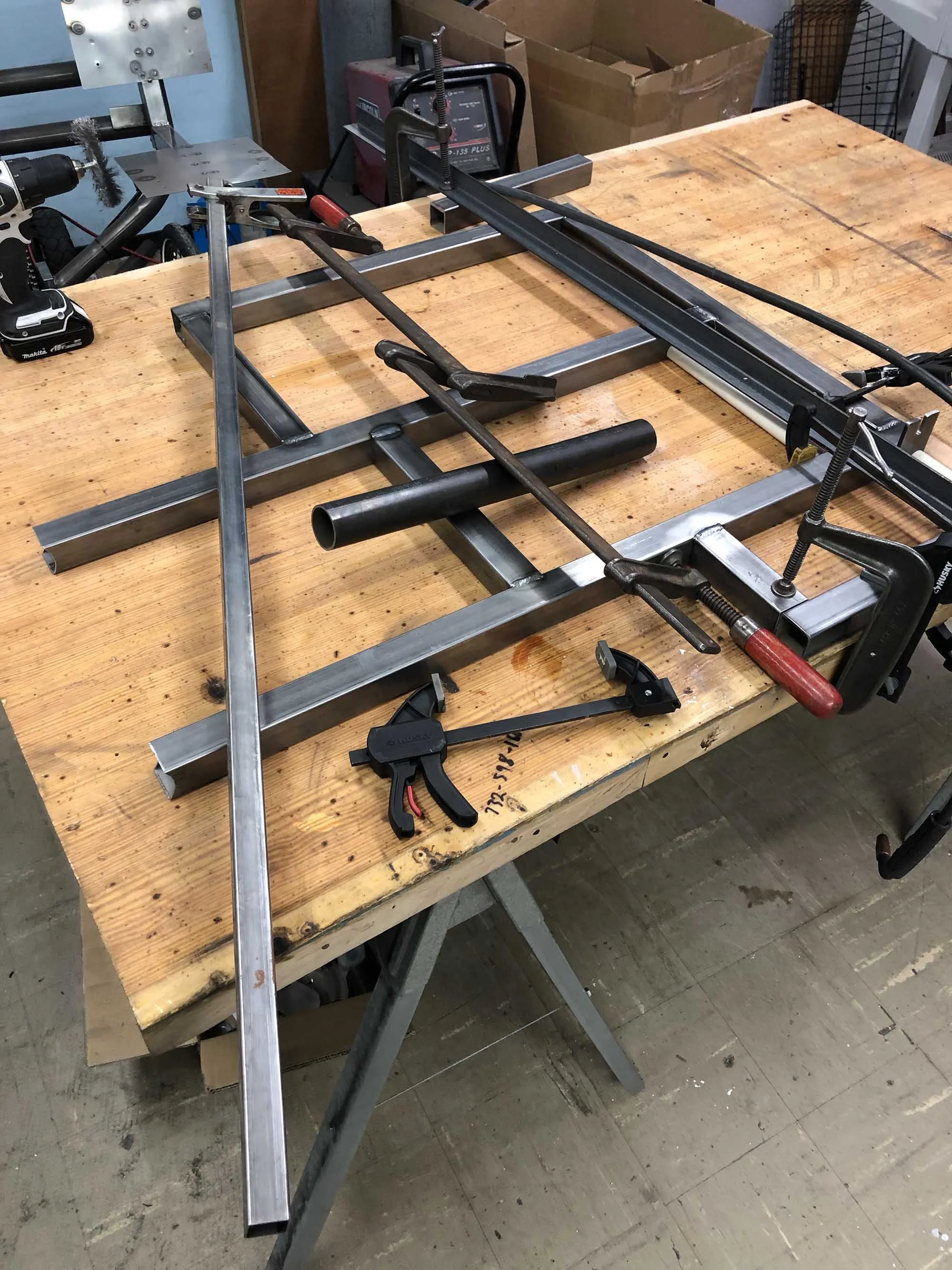 side_car_chassis_fab_1.jpg