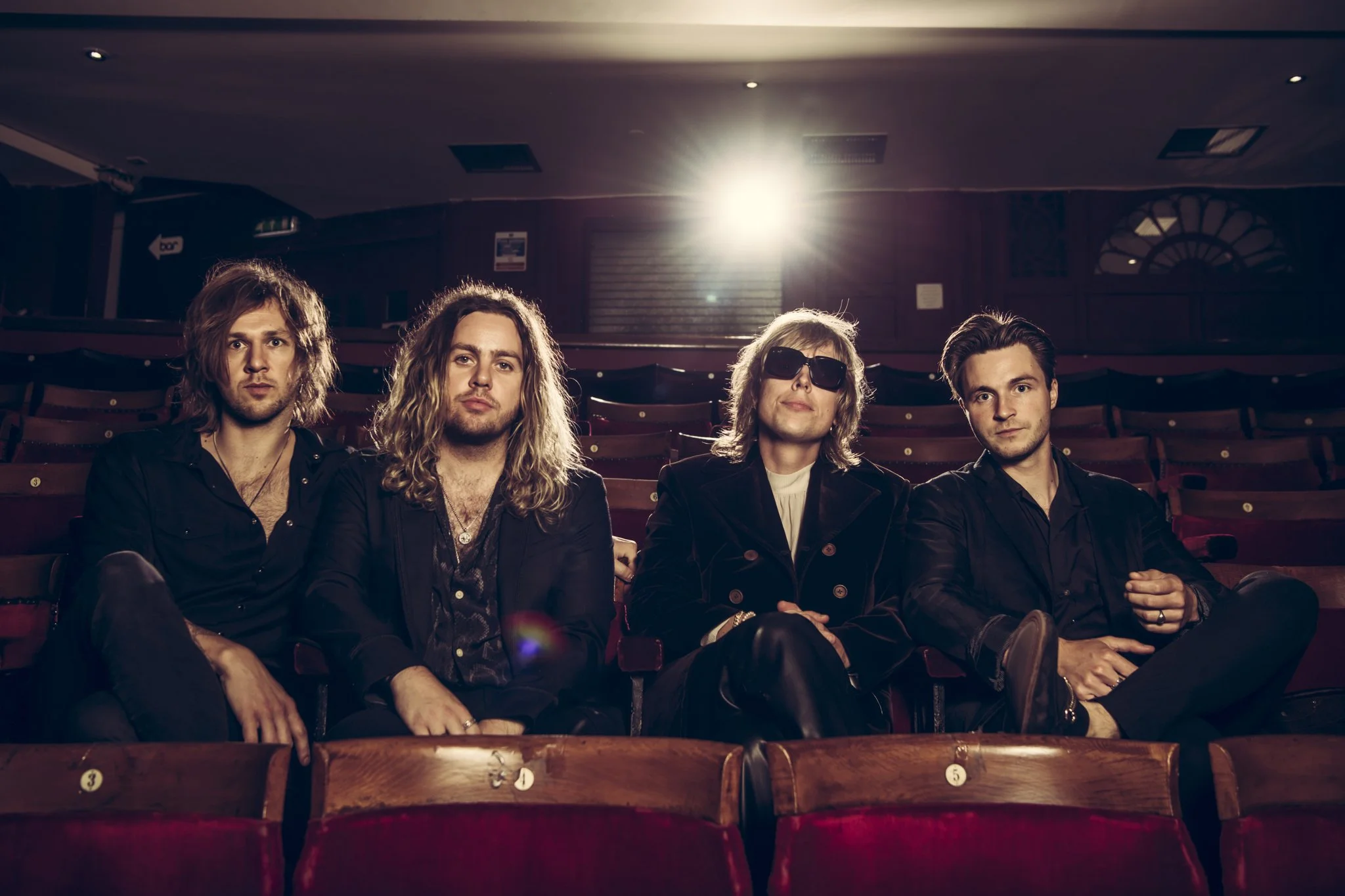 The Struts release brand new single "Fallin' With Me"