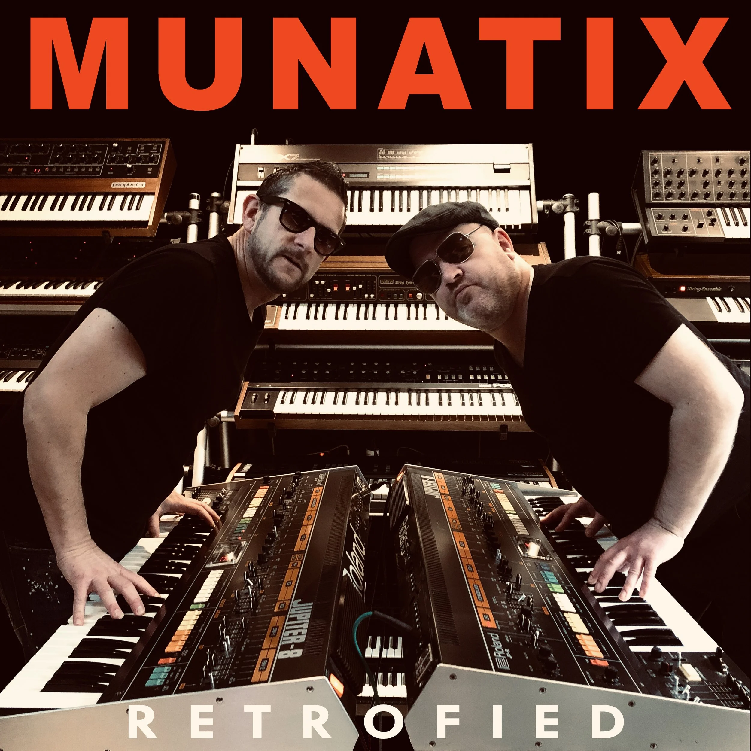 Belgium synthpop duo Munatix announce their debut album