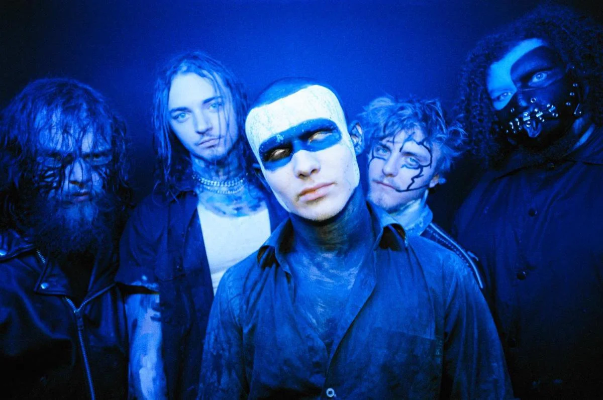 Vended drop skin-flaying new track "Serenity"