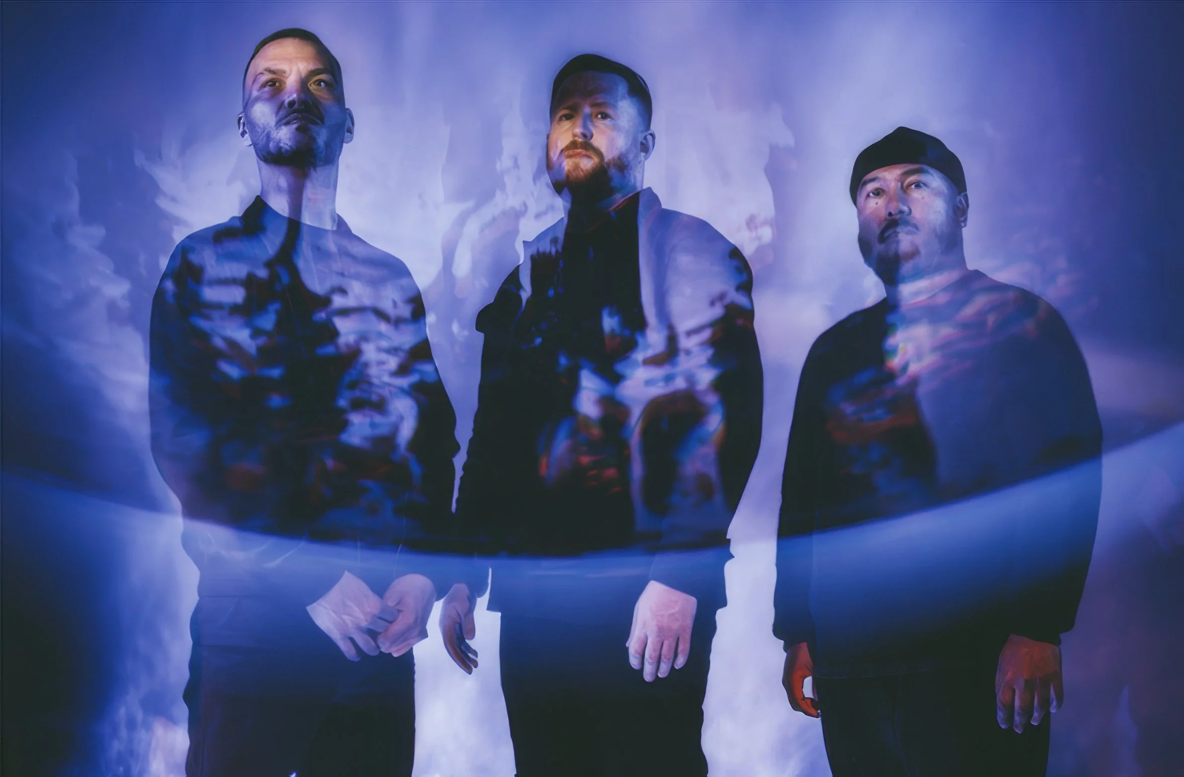 URNE reveal new music video for "Breathe"