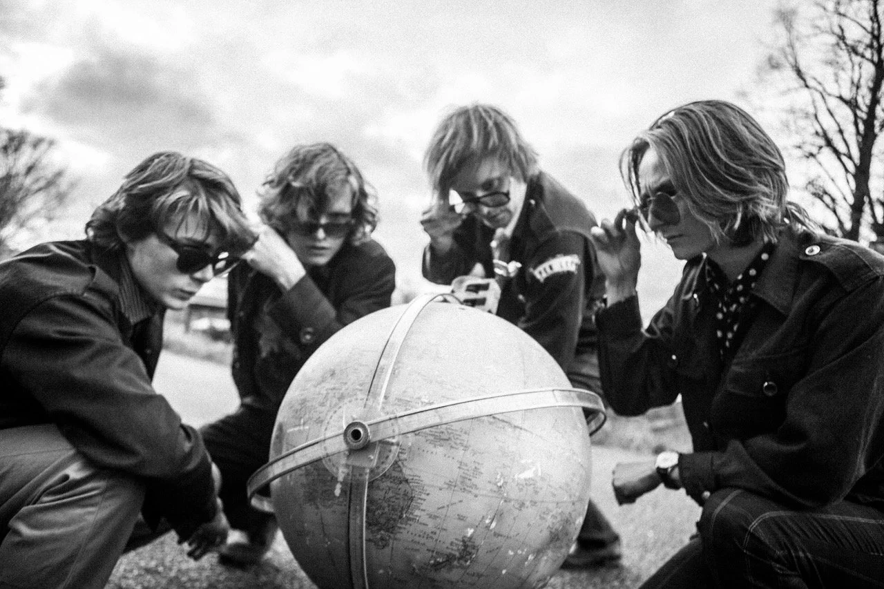 Rising star Finnish indie-rockers Us release new single "Man Ray"