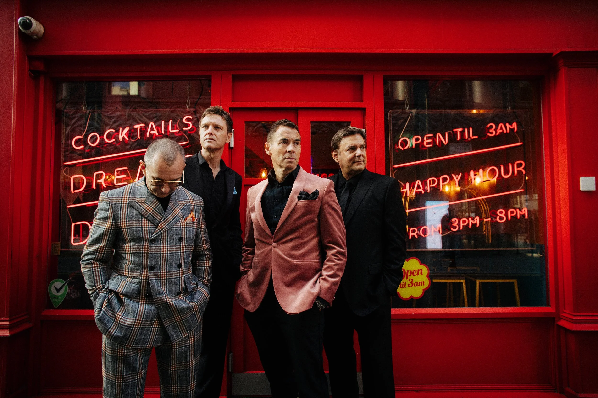 The Milkmen release new single "Waiting For Some Rock'n'Roll"