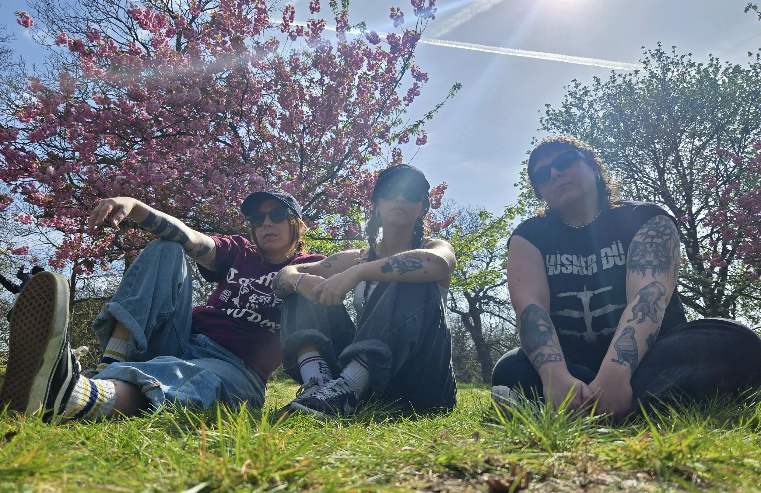 Shooting Daggers share new single "My Oh My” 