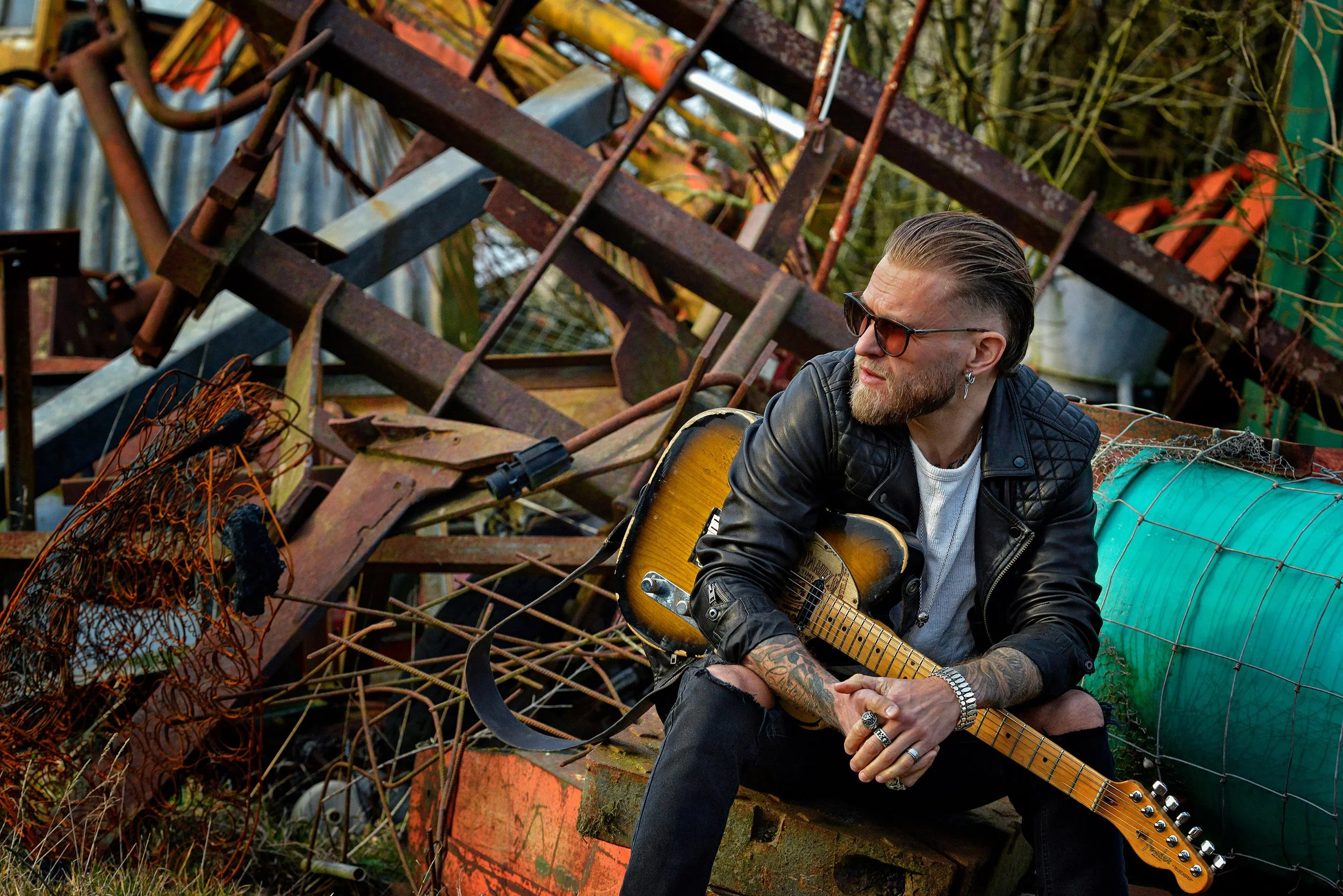 Ben Poole announces new album "Post-Midnight Behaviour"