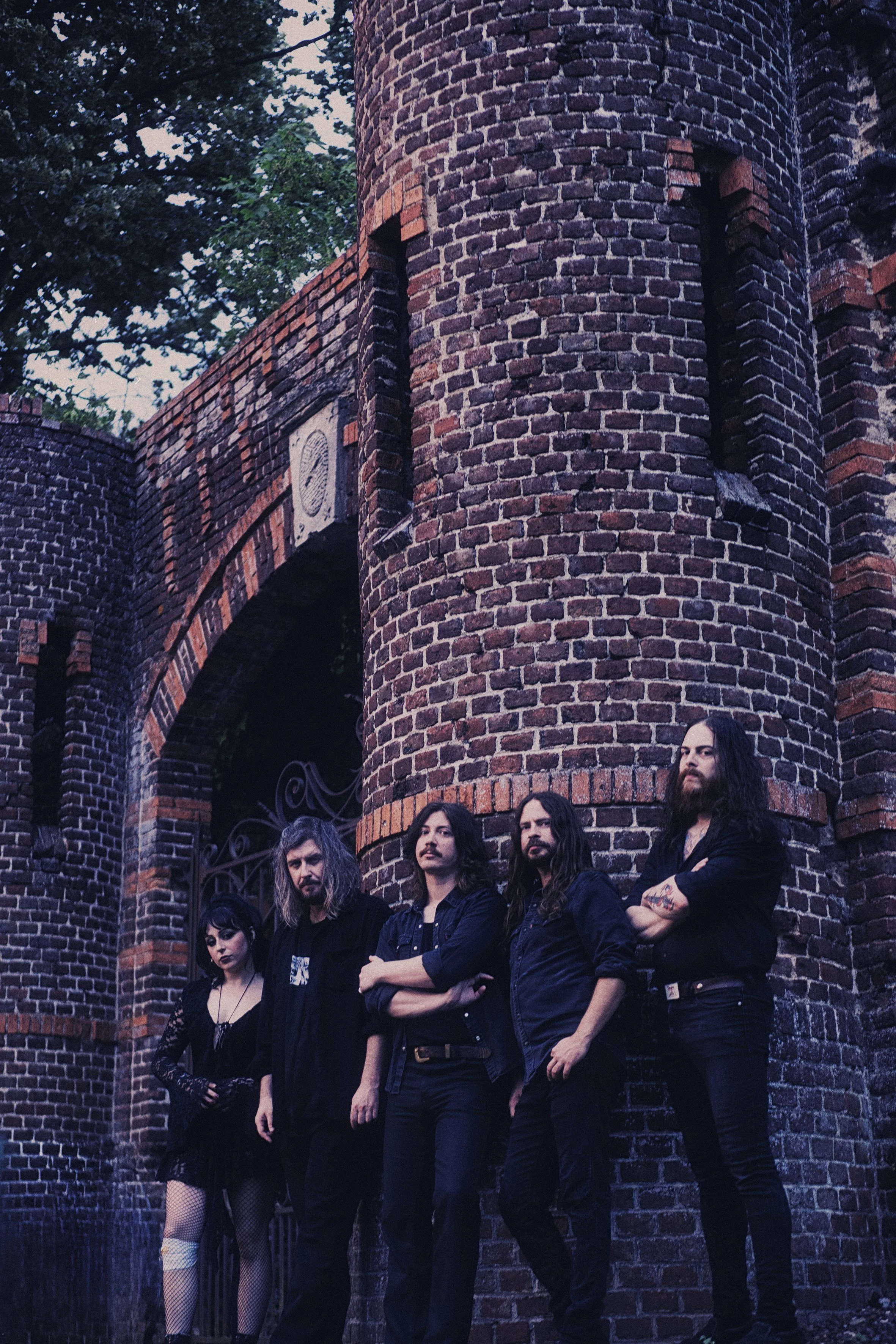 Uncle Acid and the Deadbeats announce new album "Shapes of Midnight"