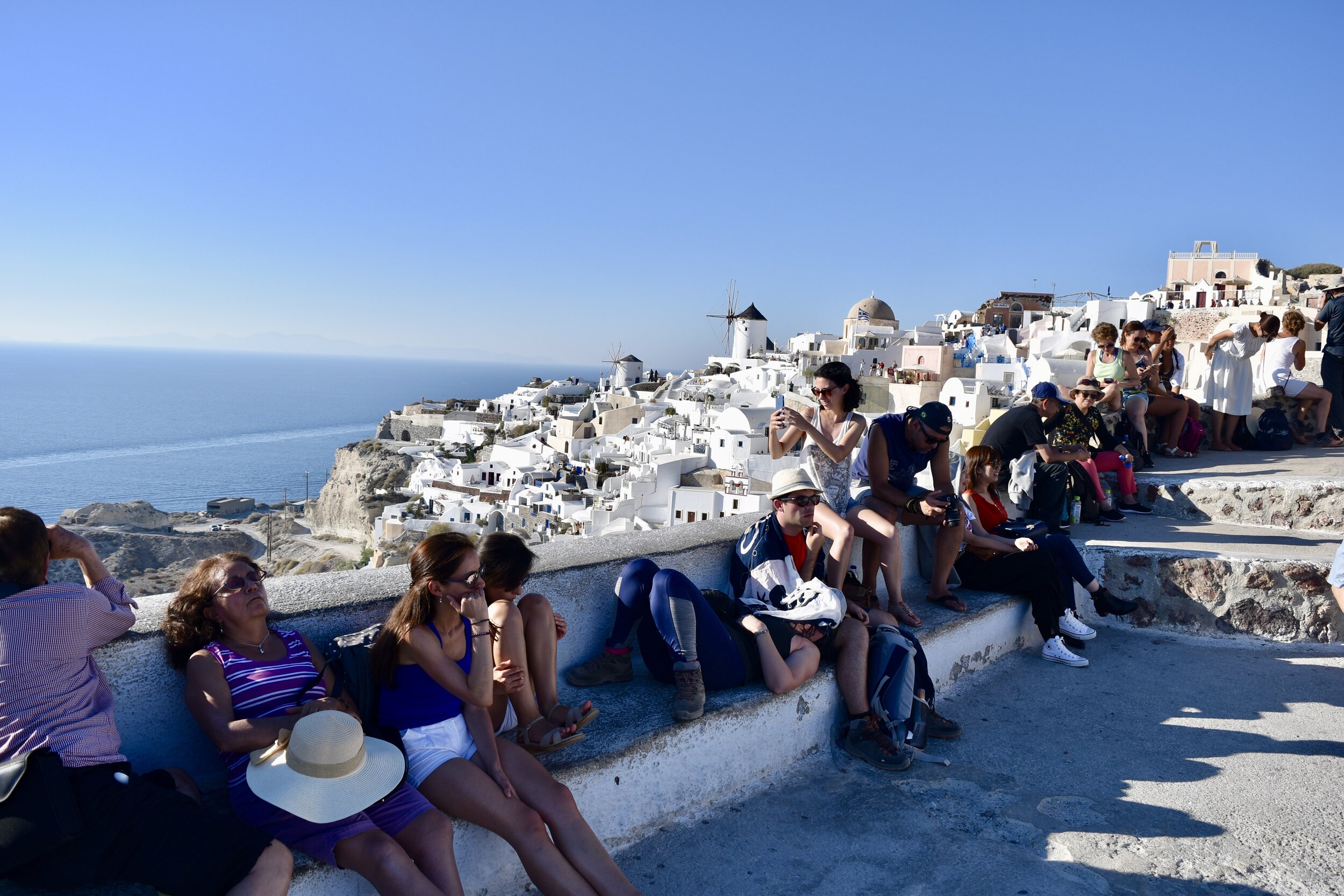 PIC# G-093 TIRED TOURISTS (WHERE ONCE WAS @LANTIS) — 20X30”