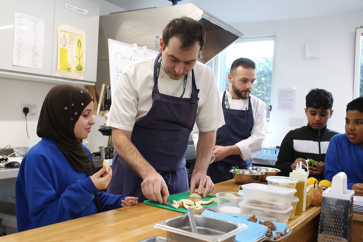 rhyl-kitchen-classroom-visit-claridges-chefs-3.jpg
