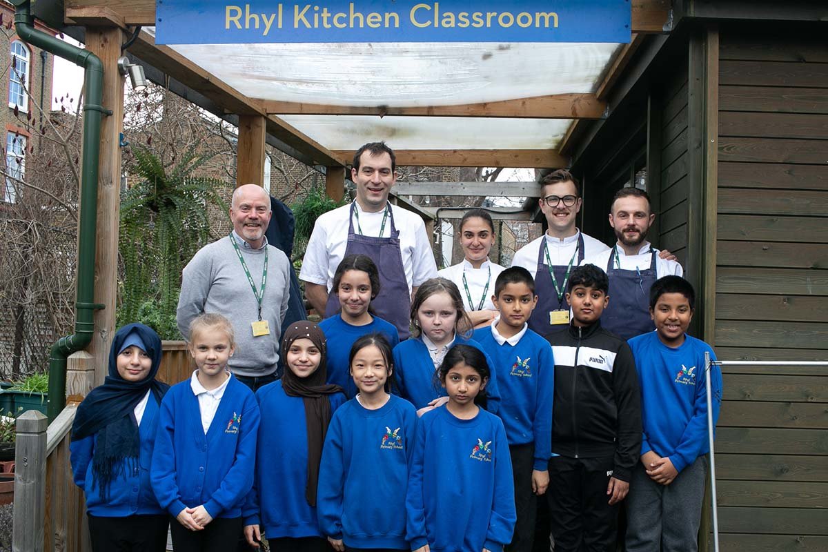 rhyl-kitchen-classroom-visit-claridges-chefs.jpg