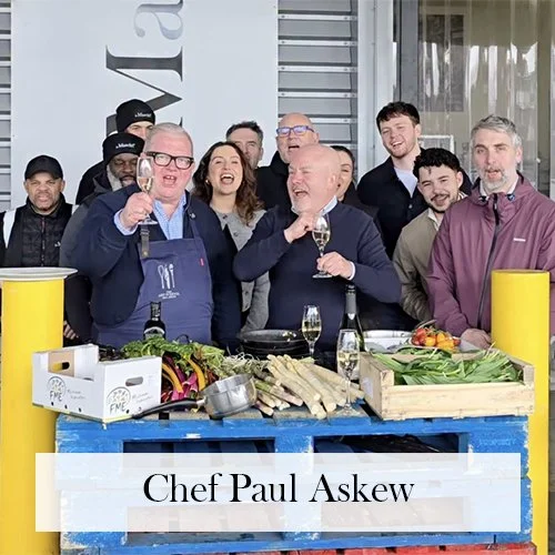 le-marche-cooking-on-the-pallets-paul-askew.jpg