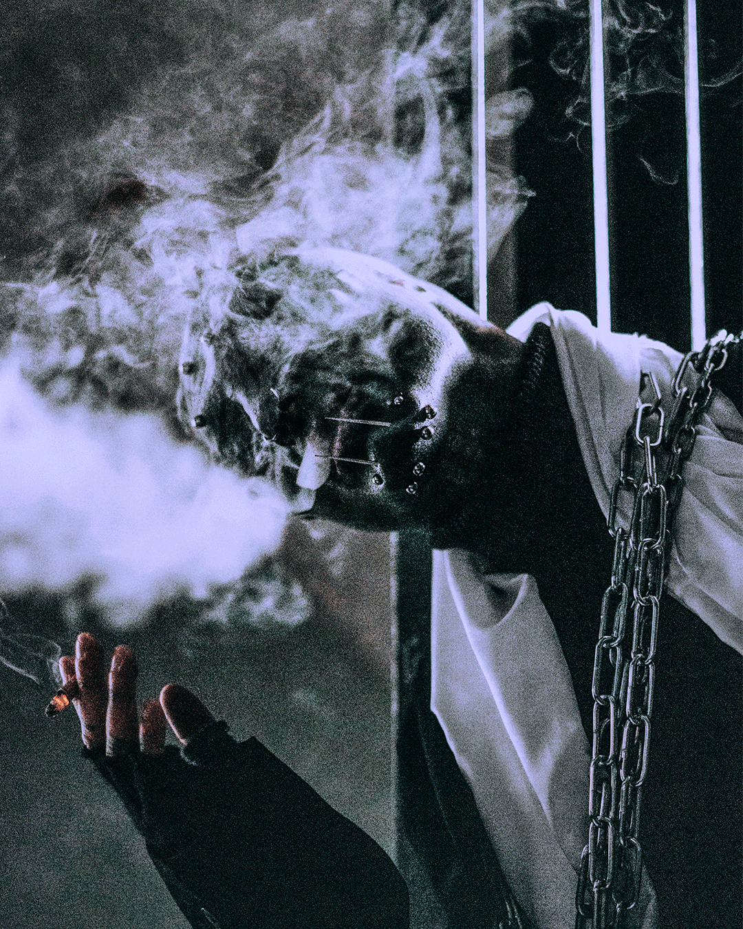 BLACK_ALIEN_INSTA_DROITE_01.gif