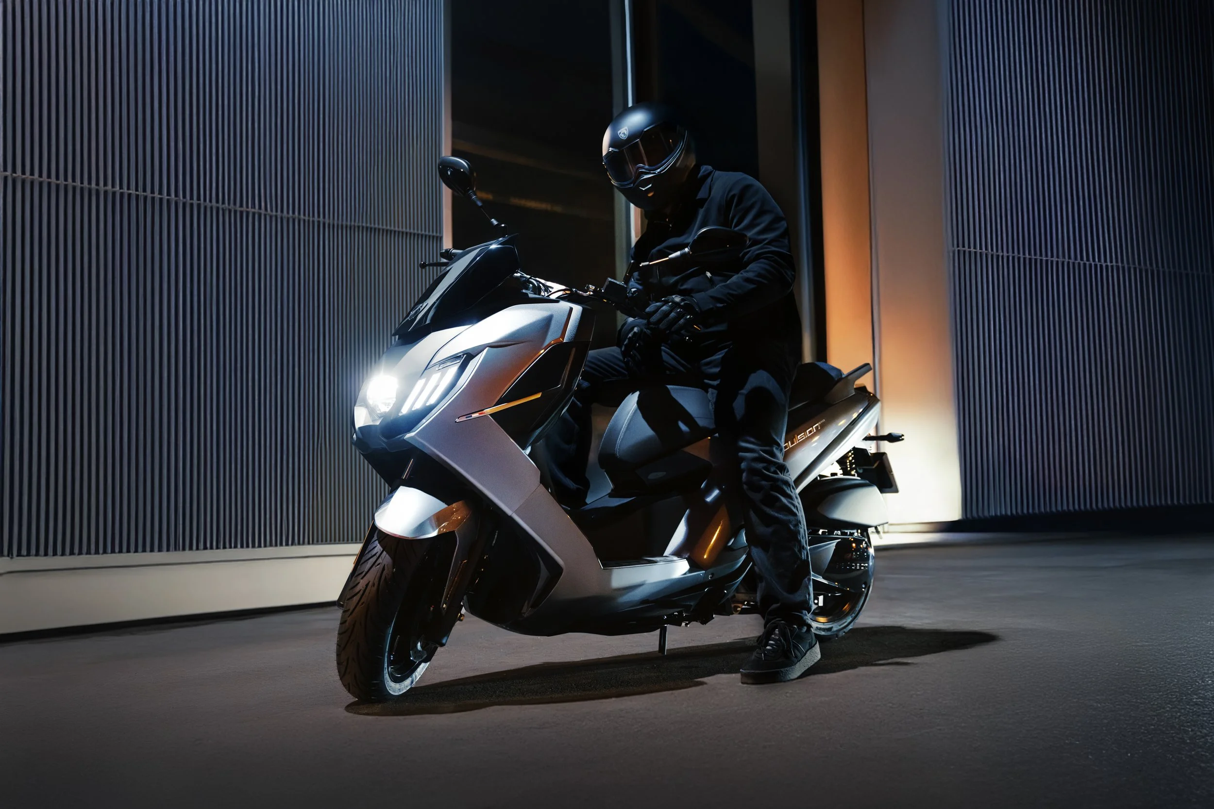 STATIC AND HUMAN.jpg