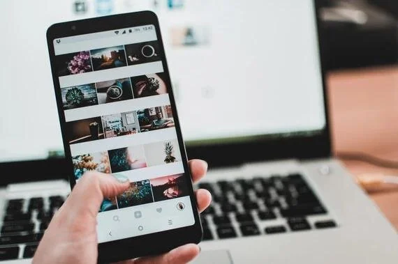 On YouTube or Instagram? Here's what it takes to make money as social media 'influencer'