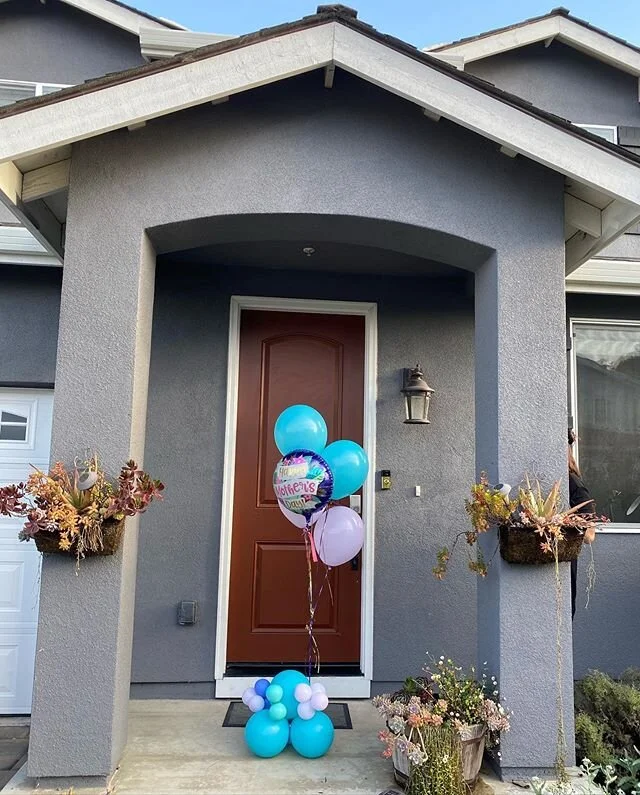Order your bouquet or balloon garland for Mother&rsquo;s Day. Go as big as you want #balloons #paloalto #mothersday