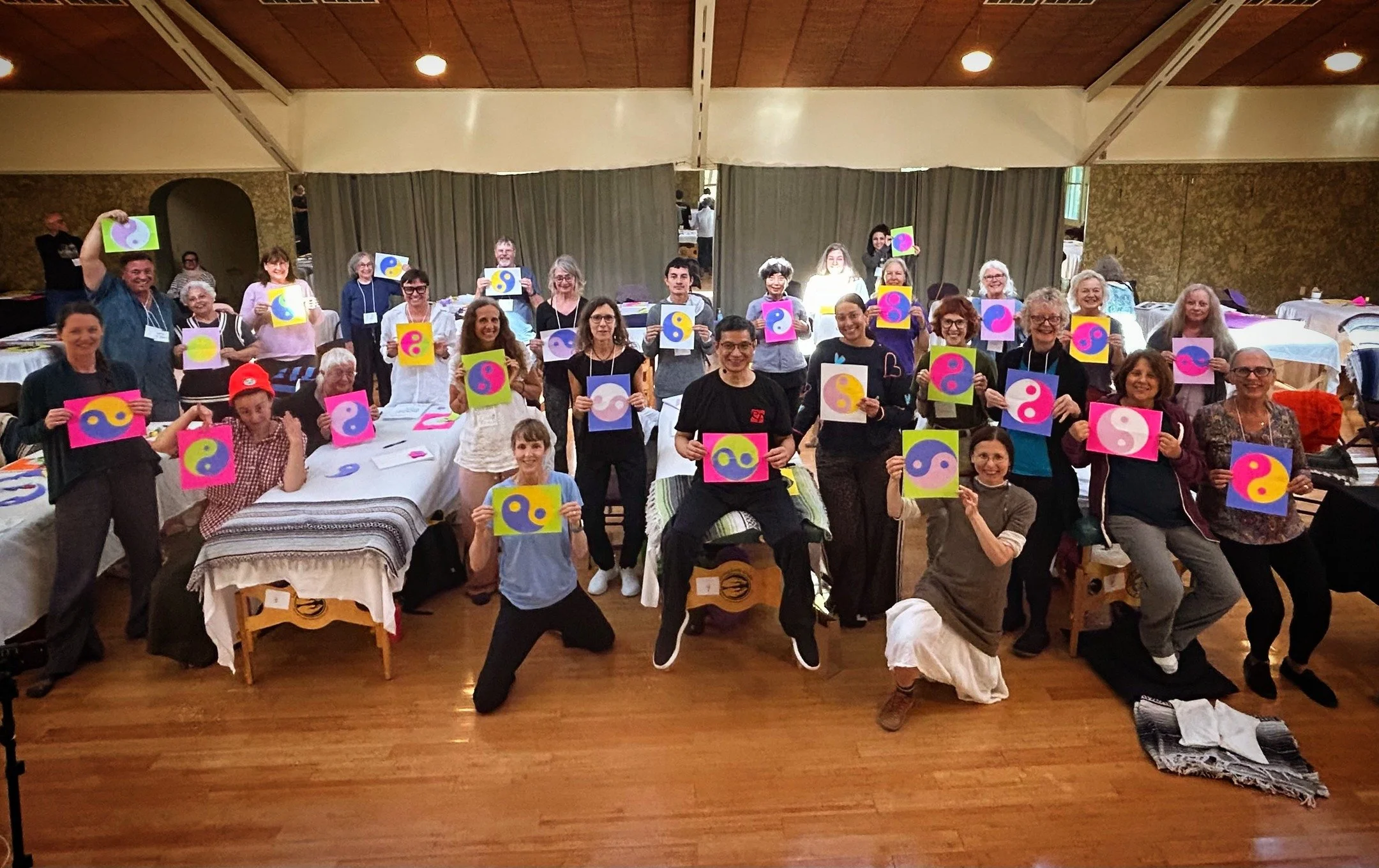 ✨ Gratitude Overflowing! ✨

What a radiant two weeks at the Professional Healer Training! 🌿💫
Heartfelt thanks to everyone who joined, supported, and shared their beautiful energy throughout this journey.

Together, we cultivated healing Qi, awakene