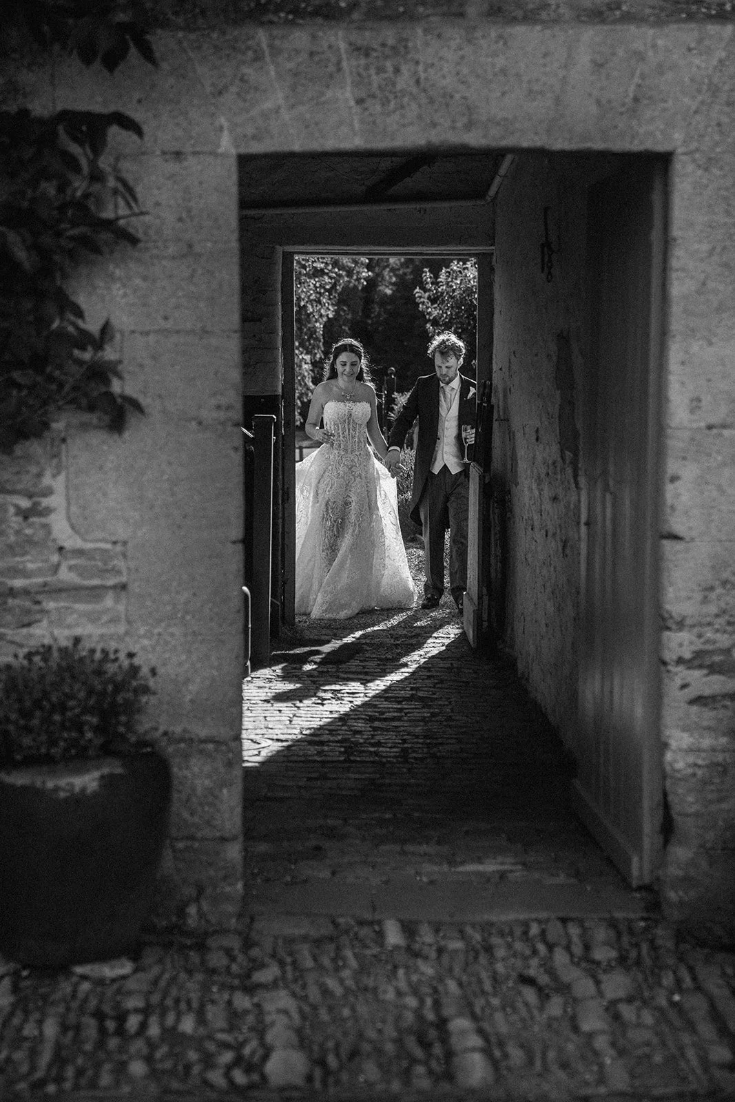 Karolin and Edward Previews-57.jpg