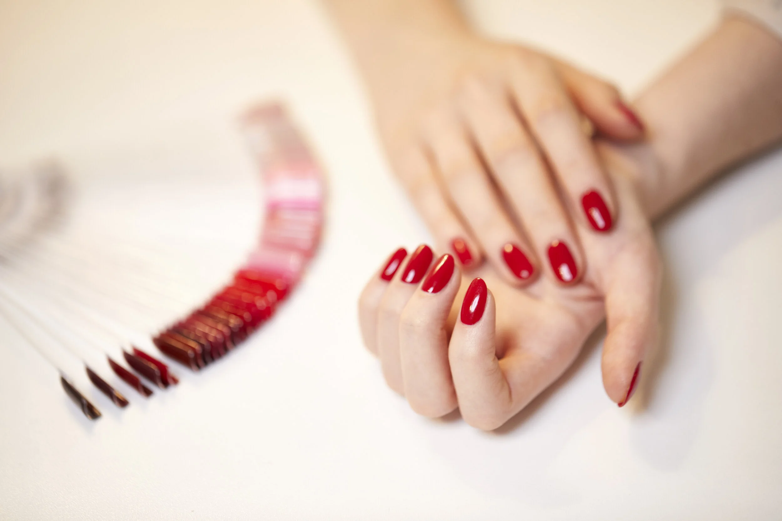 パリの日本人ネイルサロン 4区マレ Yu Bi Beaute Nail Art Japonais Microblading Lash Lifting Green Peel