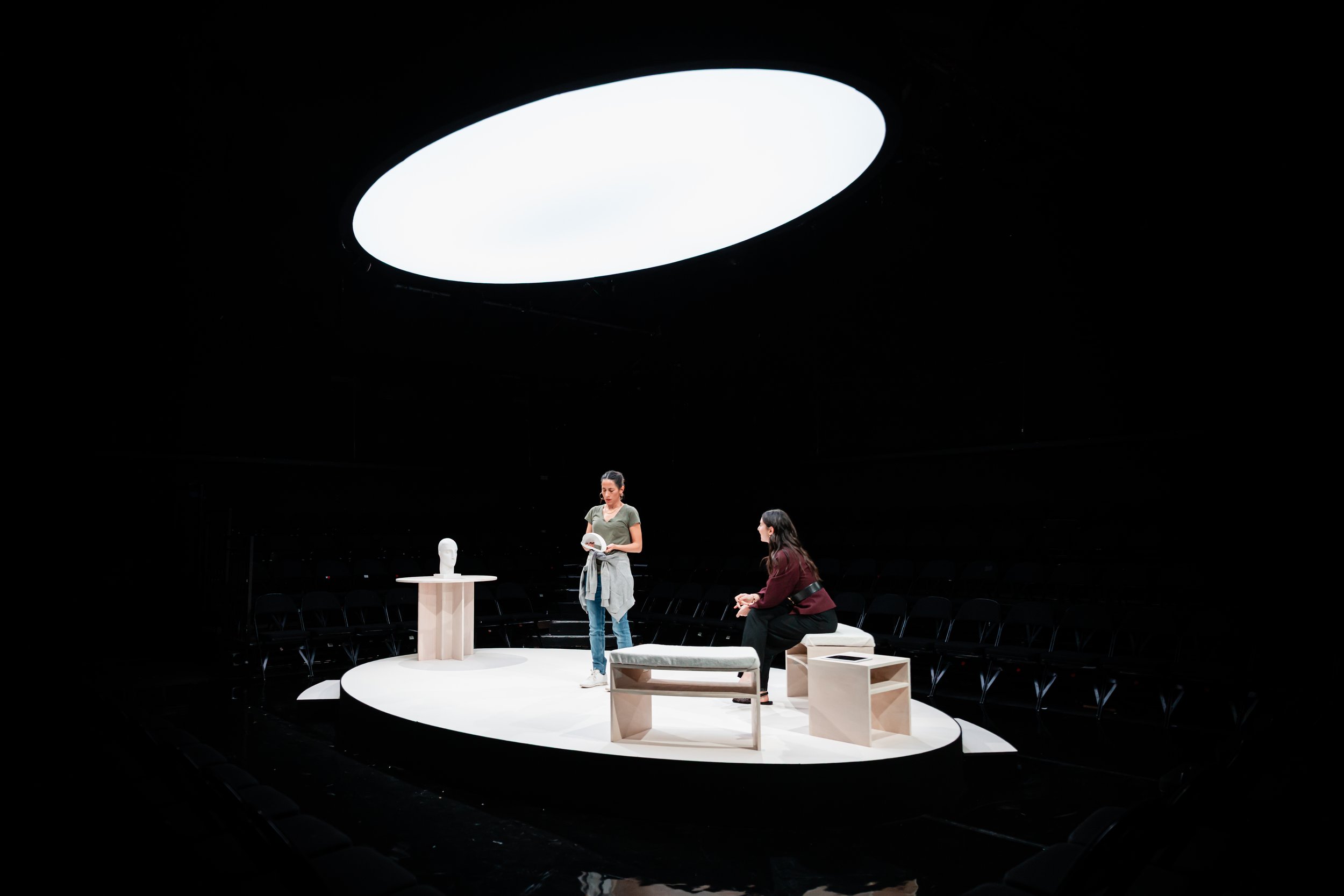 Memoriam_SouthwarkPlayhouse_ProductionShots_CharlieFlintPhotography-10.jpg
