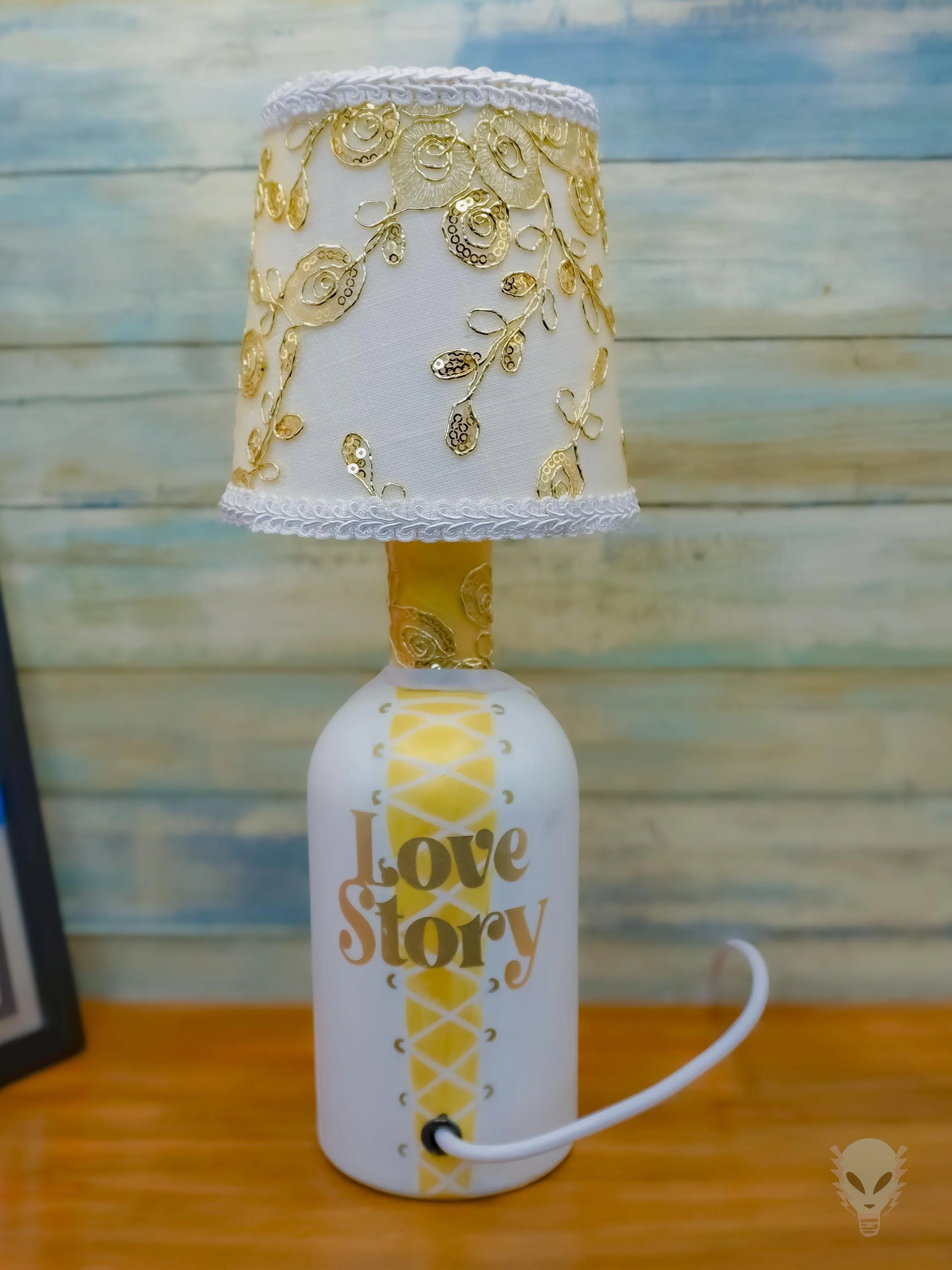 https://i.etsystatic.com/34069651/r/il/c0763d/7067307663/il_fullxfull.7067307663_o9e4.jpg