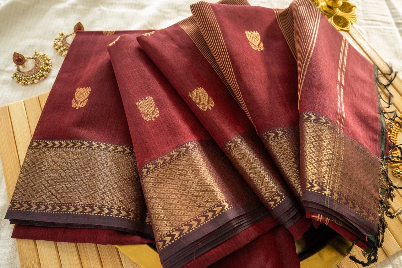 oxblood-red-in-maheshwari-weave-3.jpg