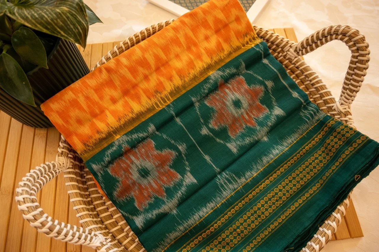 Peacock green with orange border Sambalpuri weave - Nadhi | The Saree Store