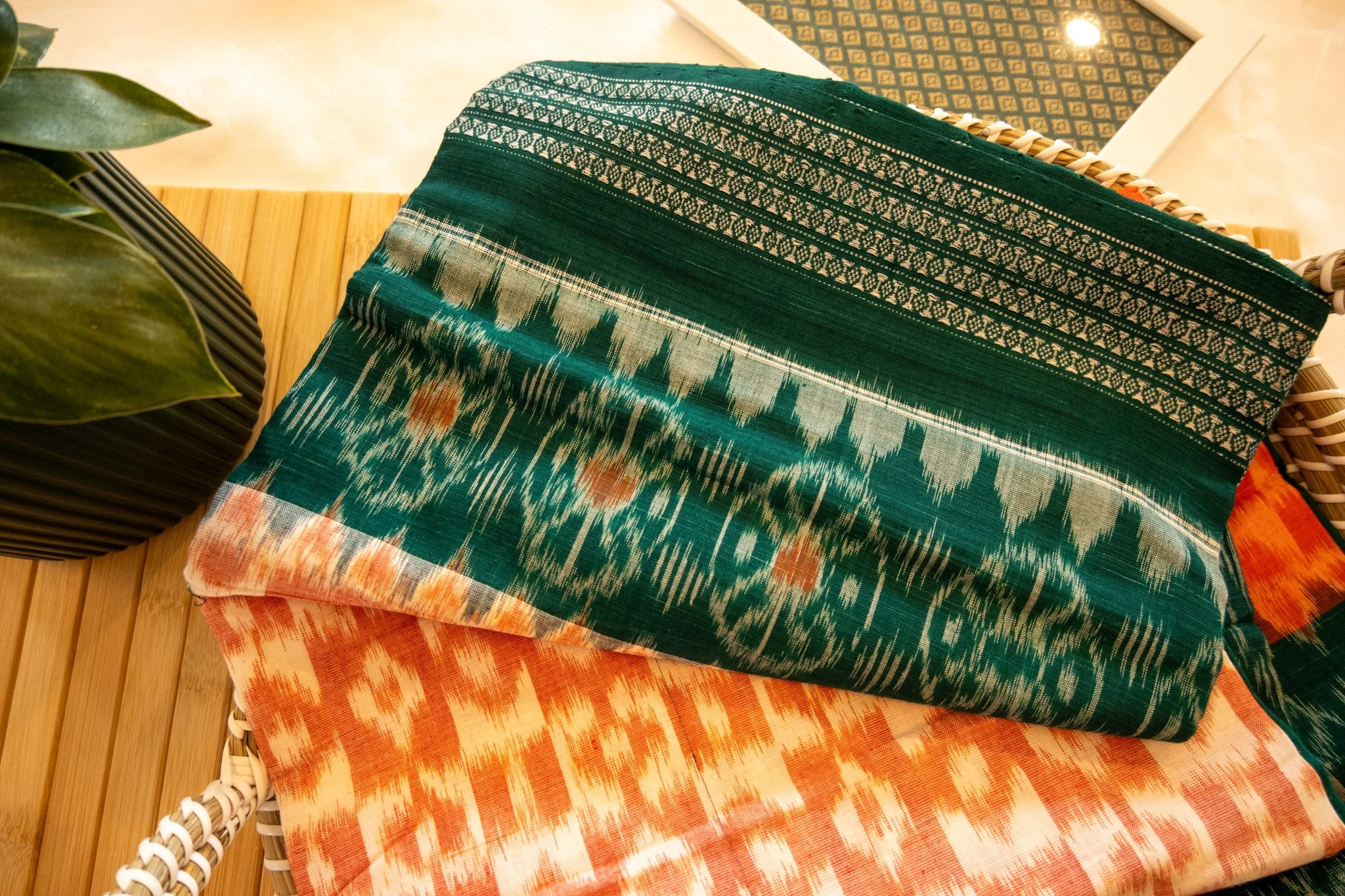 marigold-orange-with-green-border-sambalpuri-weave-3.jpg