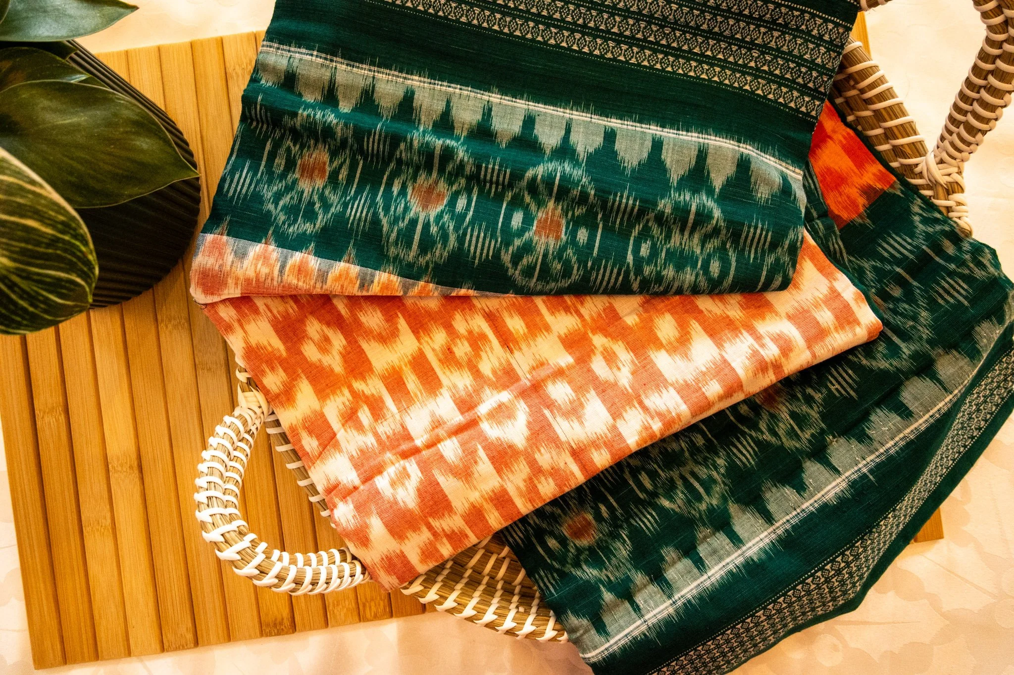 marigold-orange-with-green-border-sambalpuri-weave-2.jpg