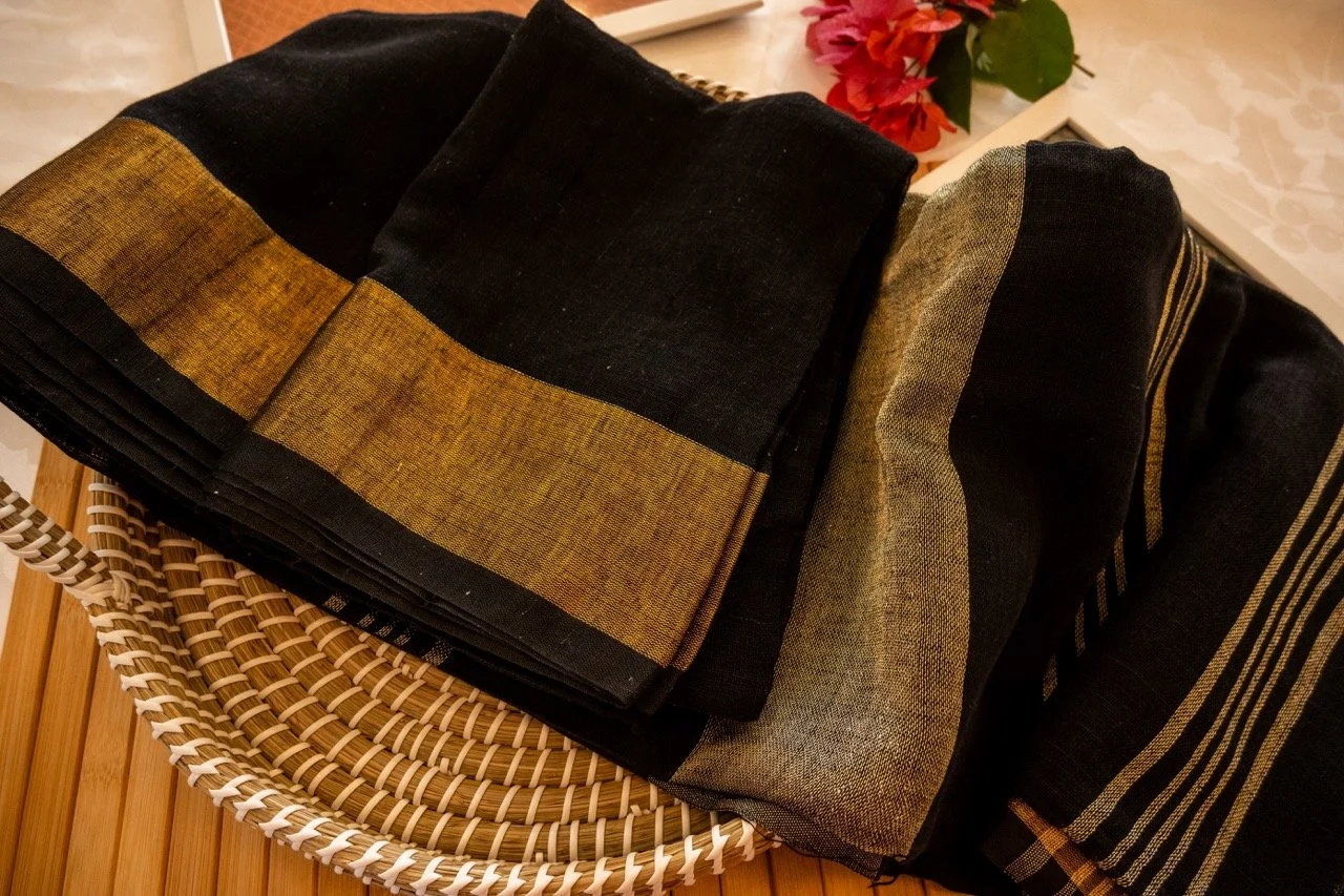 onyx-black-with-gold-border-linen-3.jpg