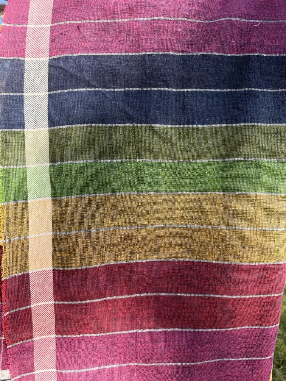 magenta-check-in-bhujodi-weave-10.jpg