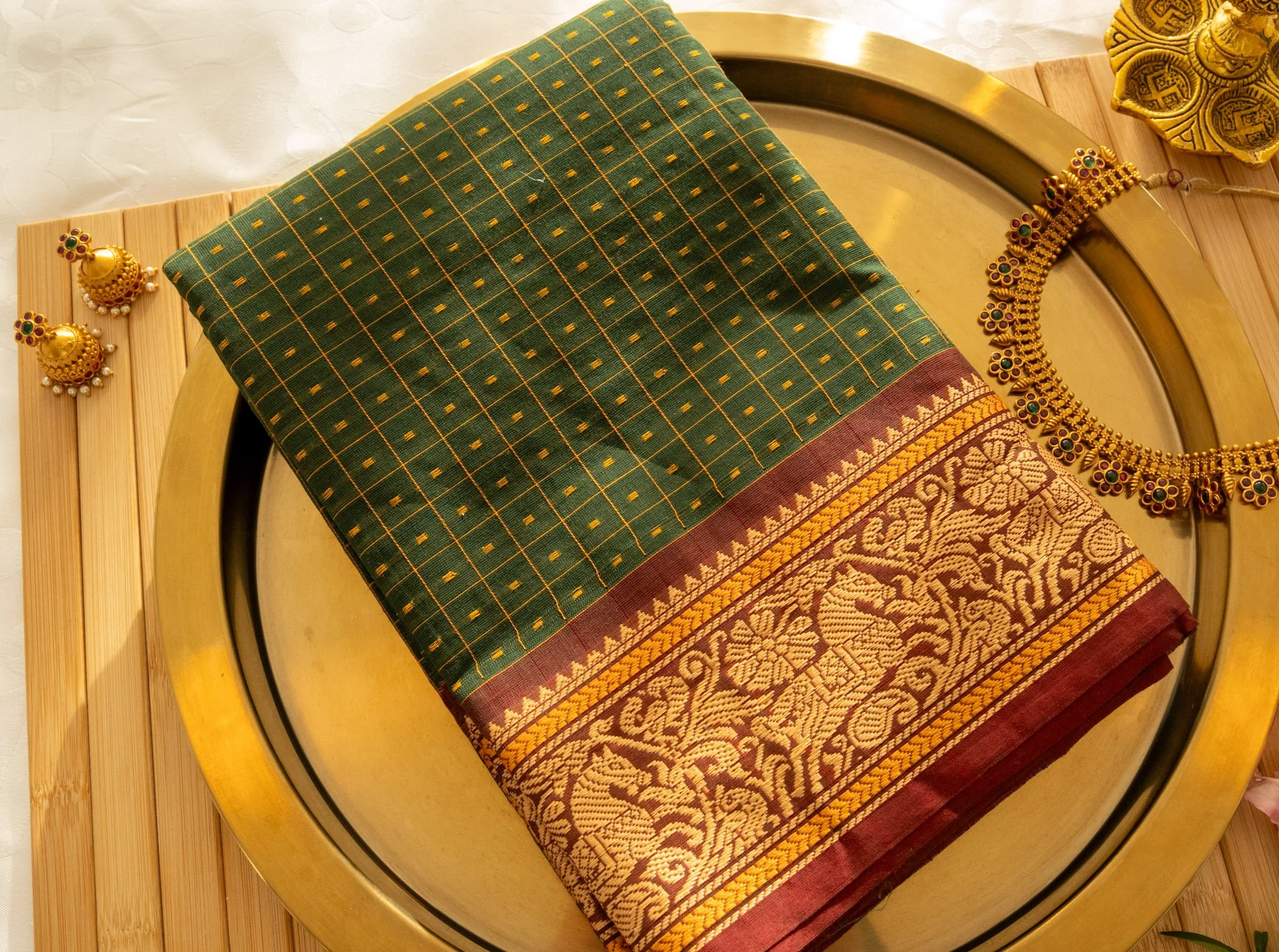 Bottle green with maroon border - Nadhi | The Saree Store